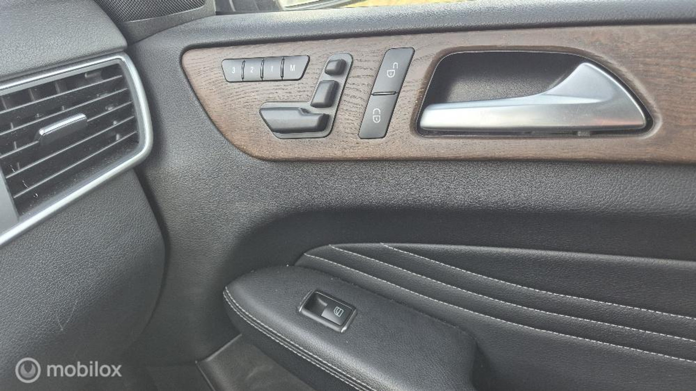 Foto van Mercedes-Benz ML 350 4Matic