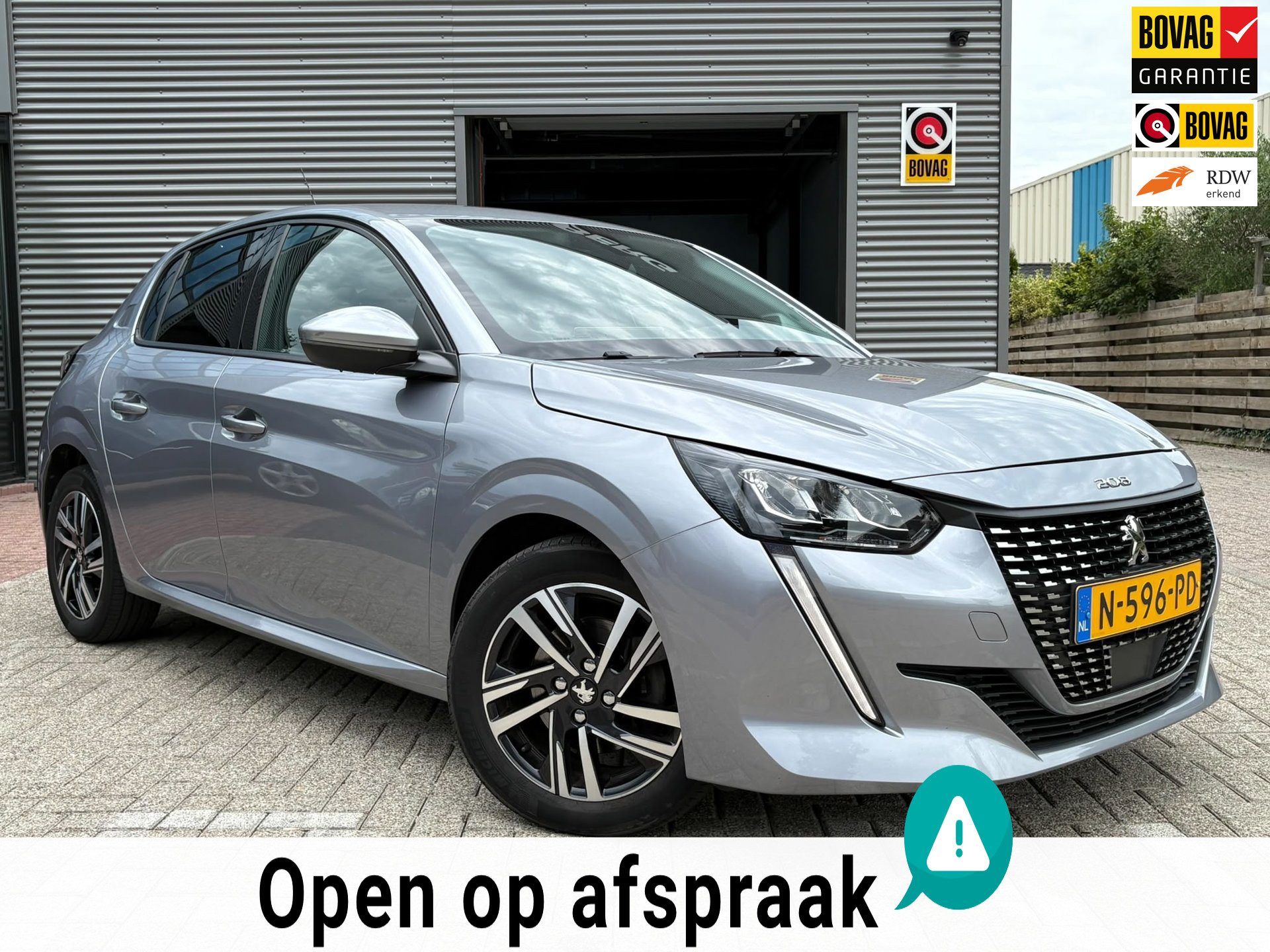 Peugeot 208 1.2 PureTech Allure Pack GARANTIE!, Groot NAVI, DIGITAAL DASH! 2021 - voorkant