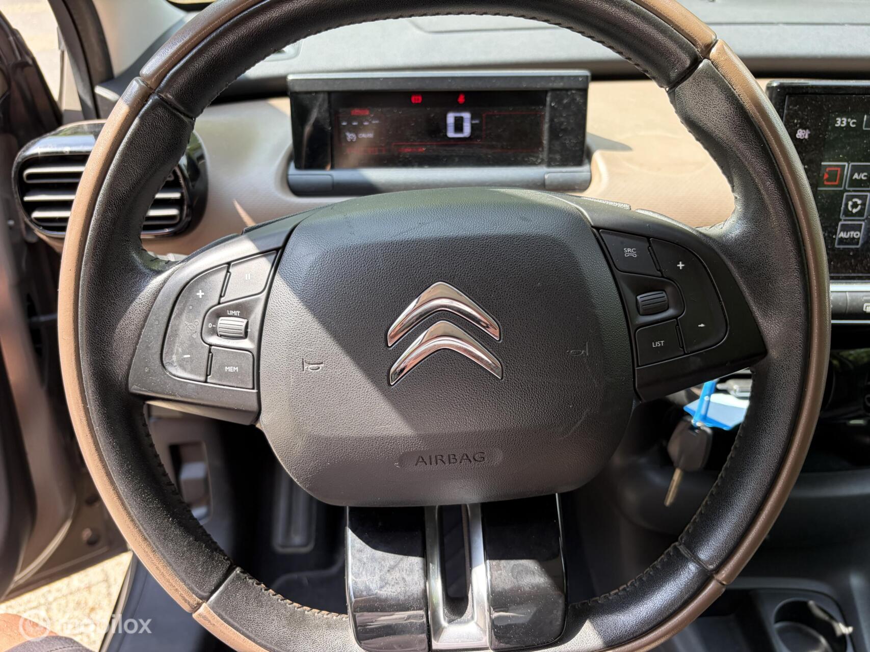 Foto van Citroen C4 Cactus