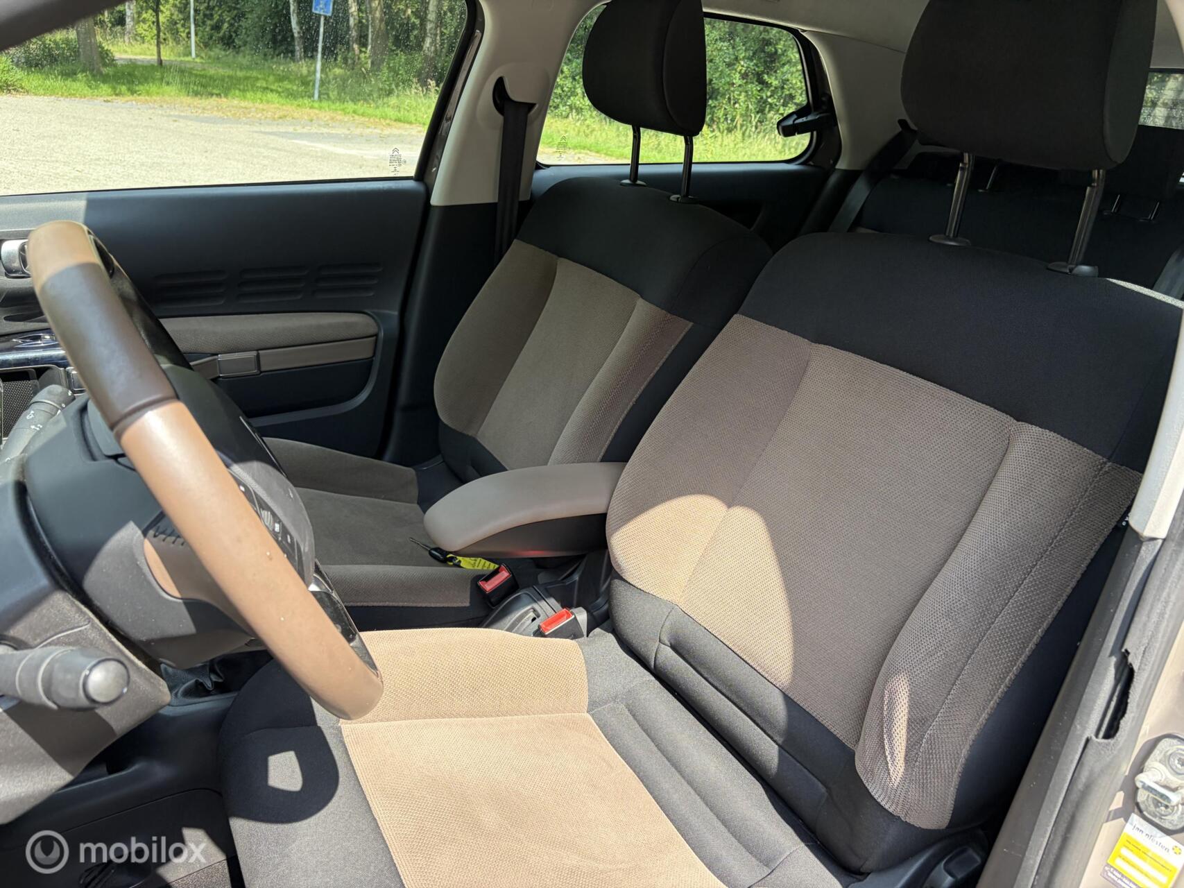 Foto van Citroen C4 Cactus