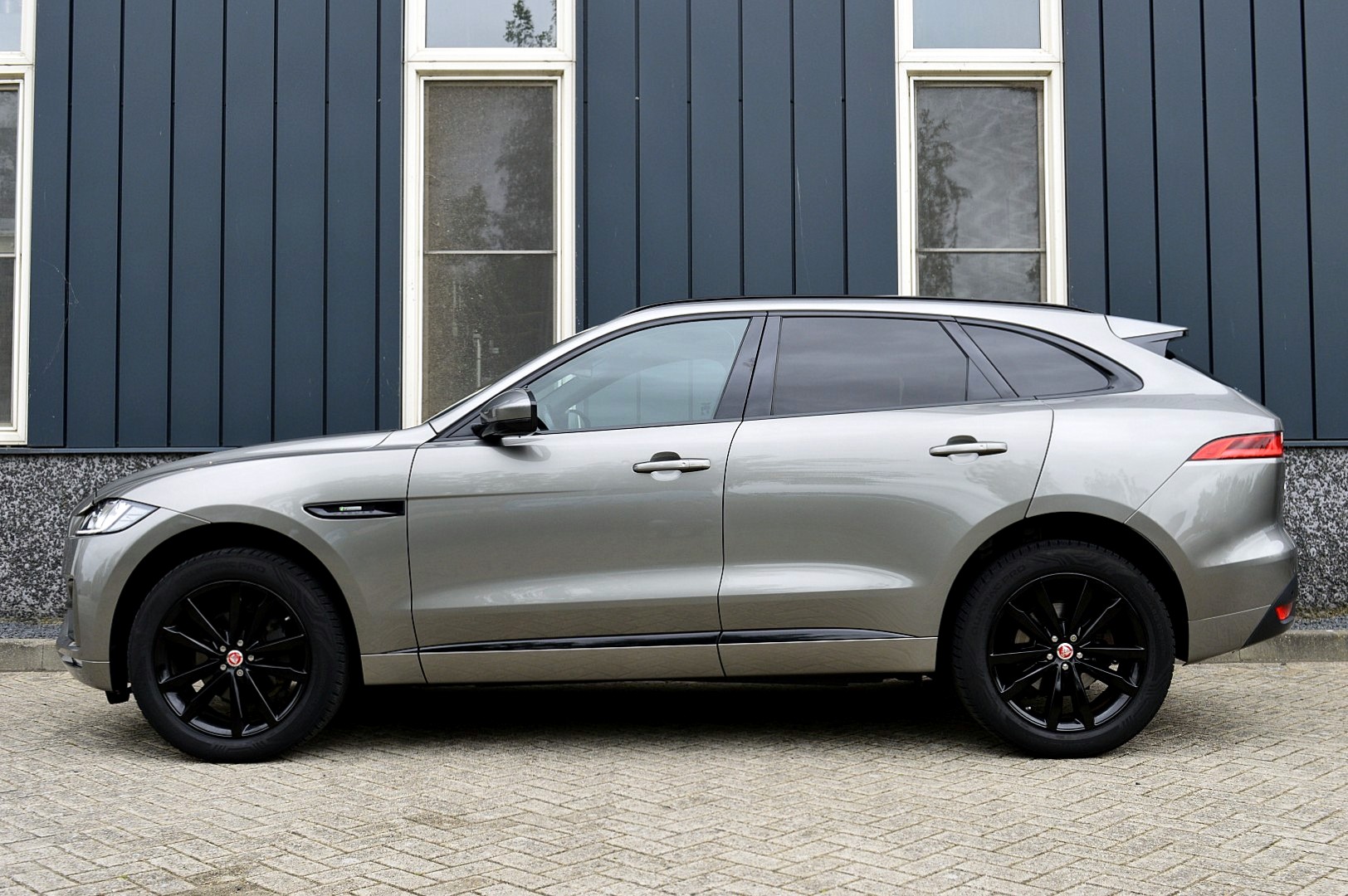 Foto van Jaguar Jaguar F-pace
