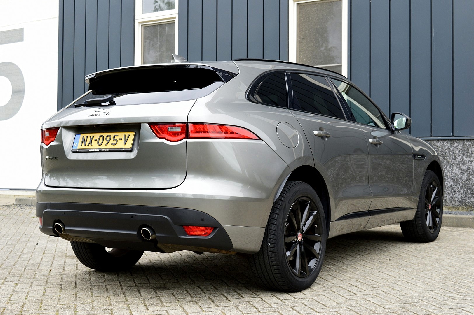 Foto van Jaguar Jaguar F-pace