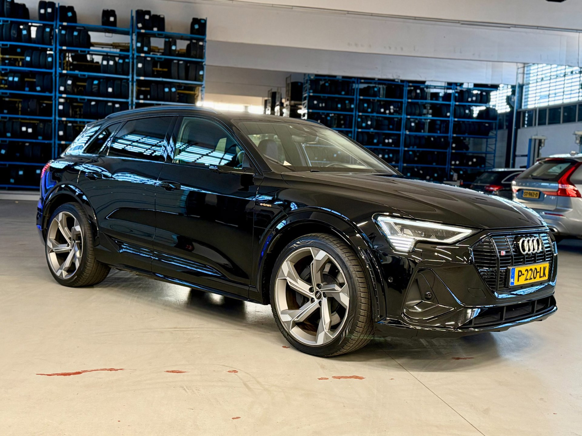 Audi E-tron S S quattro 95 kWh|Pano|B&O|503 PK|HUD|Luchtvering|Matrix LED 2021 - voorkant
