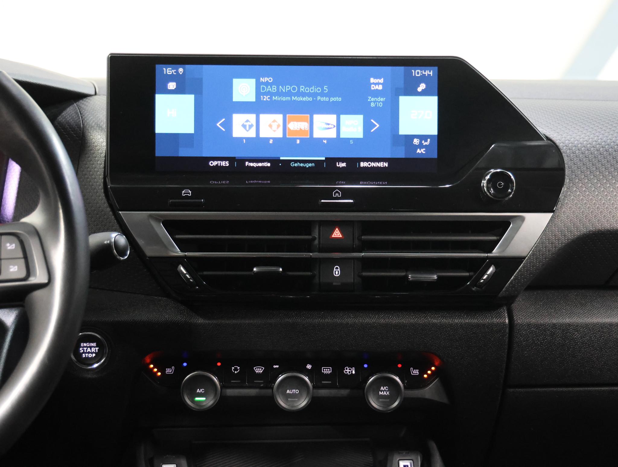 Foto van Citroen E-c4