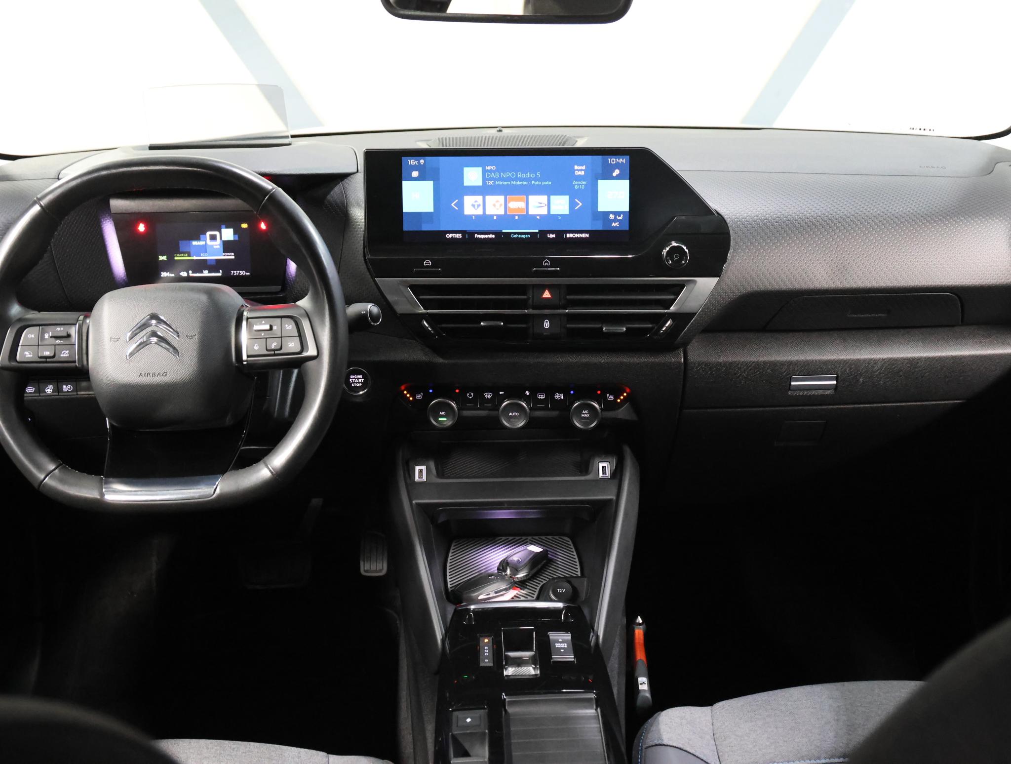 Foto van Citroen E-c4