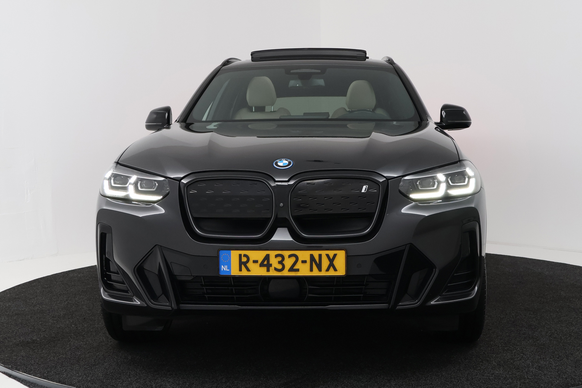 Foto van BMW Ix3