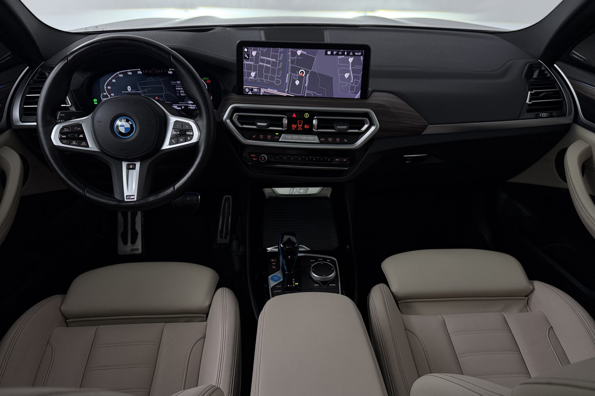 Foto van BMW Ix3