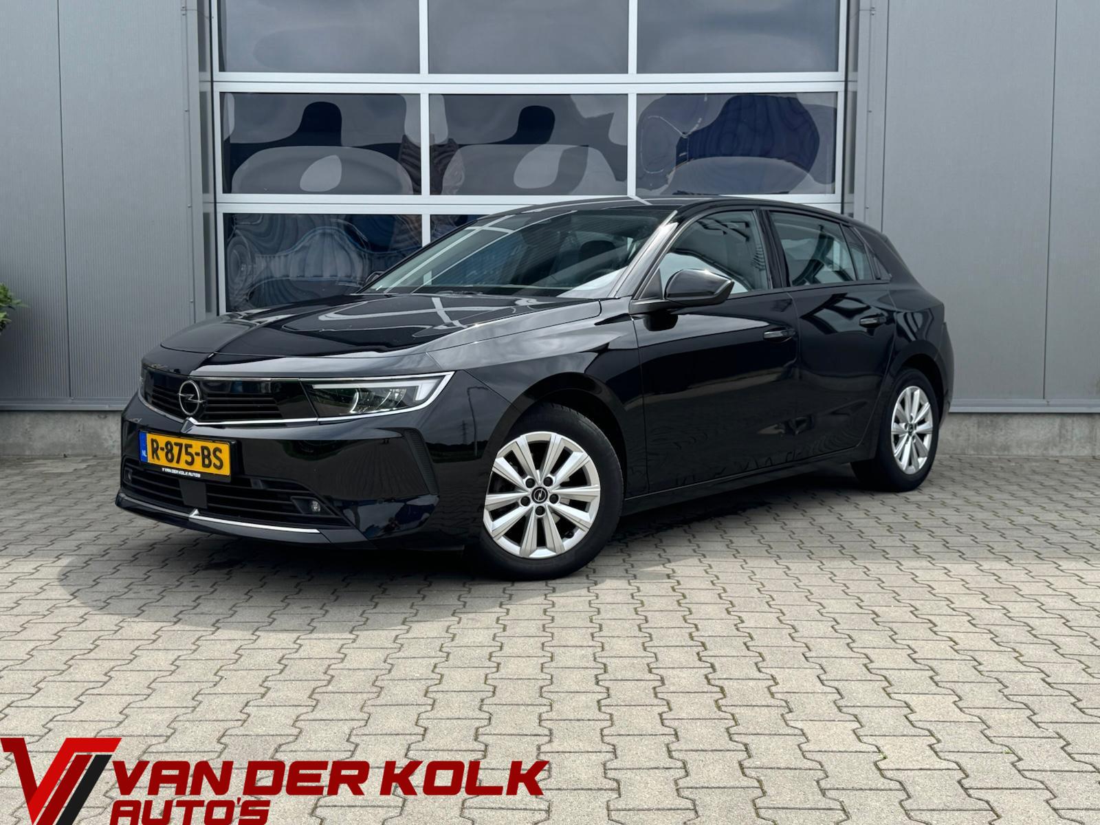 Opel Astra 1.2 Business Edition 2022 - voorkant