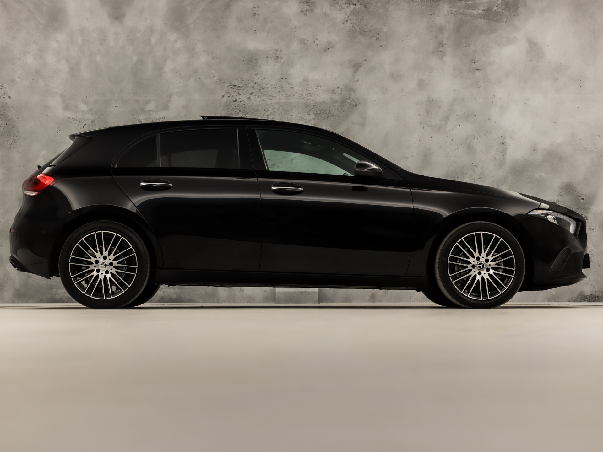 Foto van Mercedes-Benz A 200