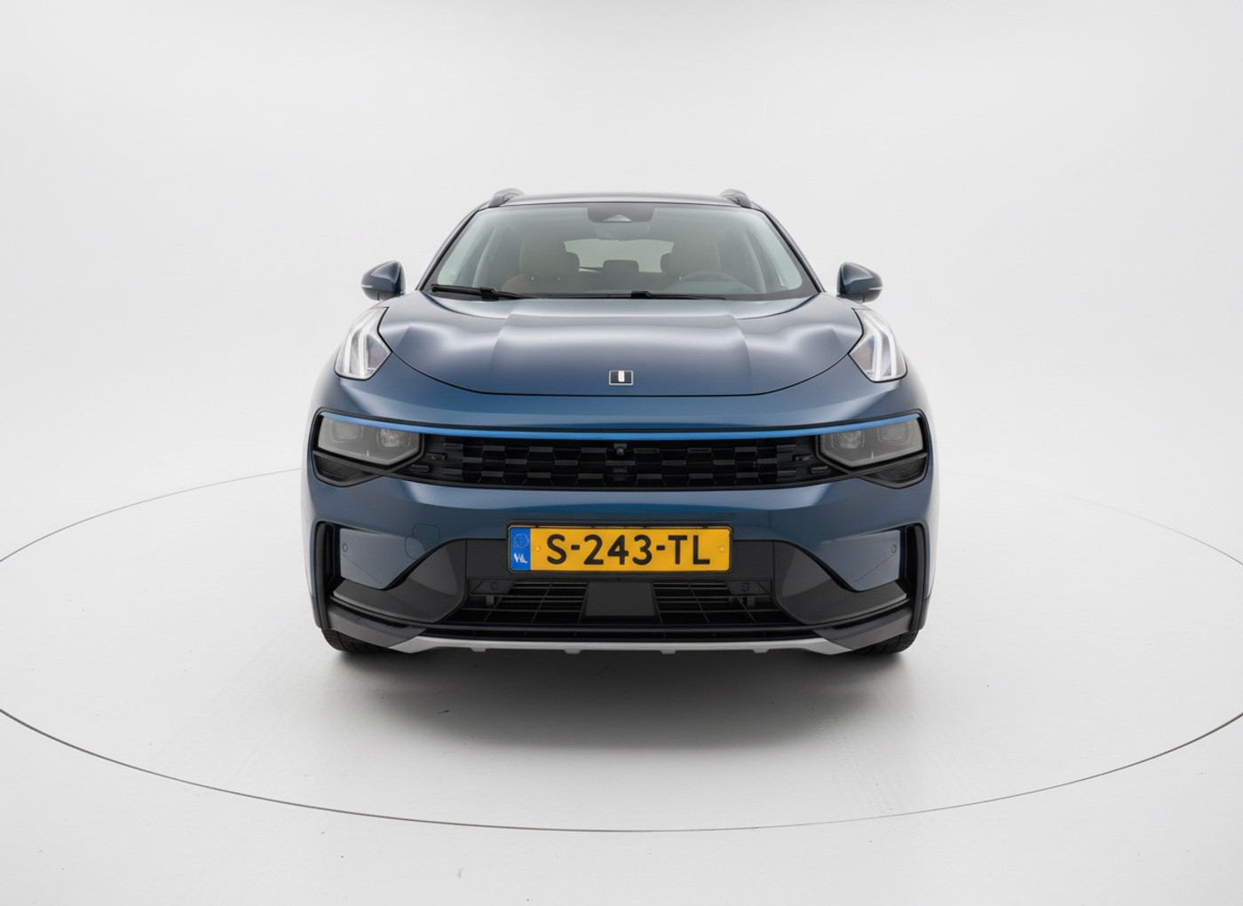 Foto van Lynk&co LYNK & Co 01