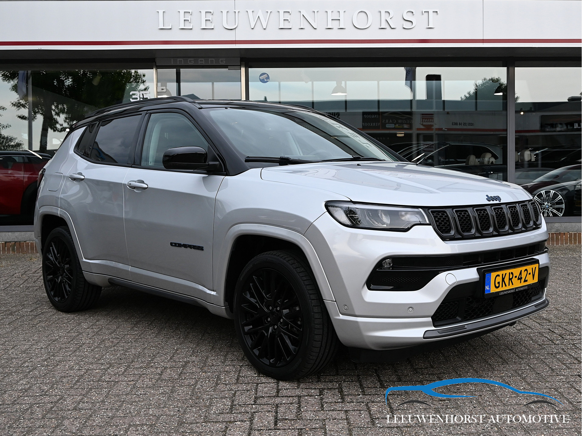 Foto van JEEP COMPASS