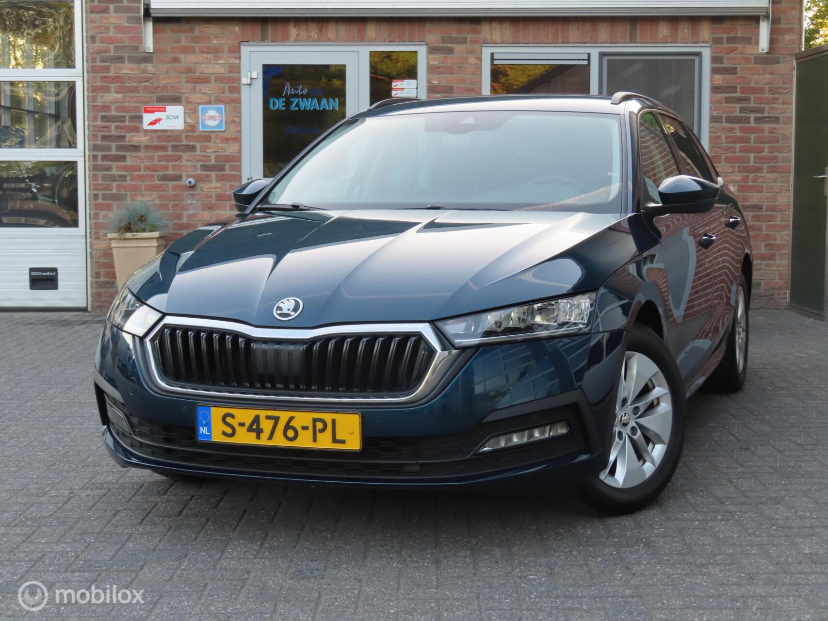 Skoda Octavia 1.0 TSI Business Edition Plus|Parkeersensor V/A|Carplay. 2023 - voorkant