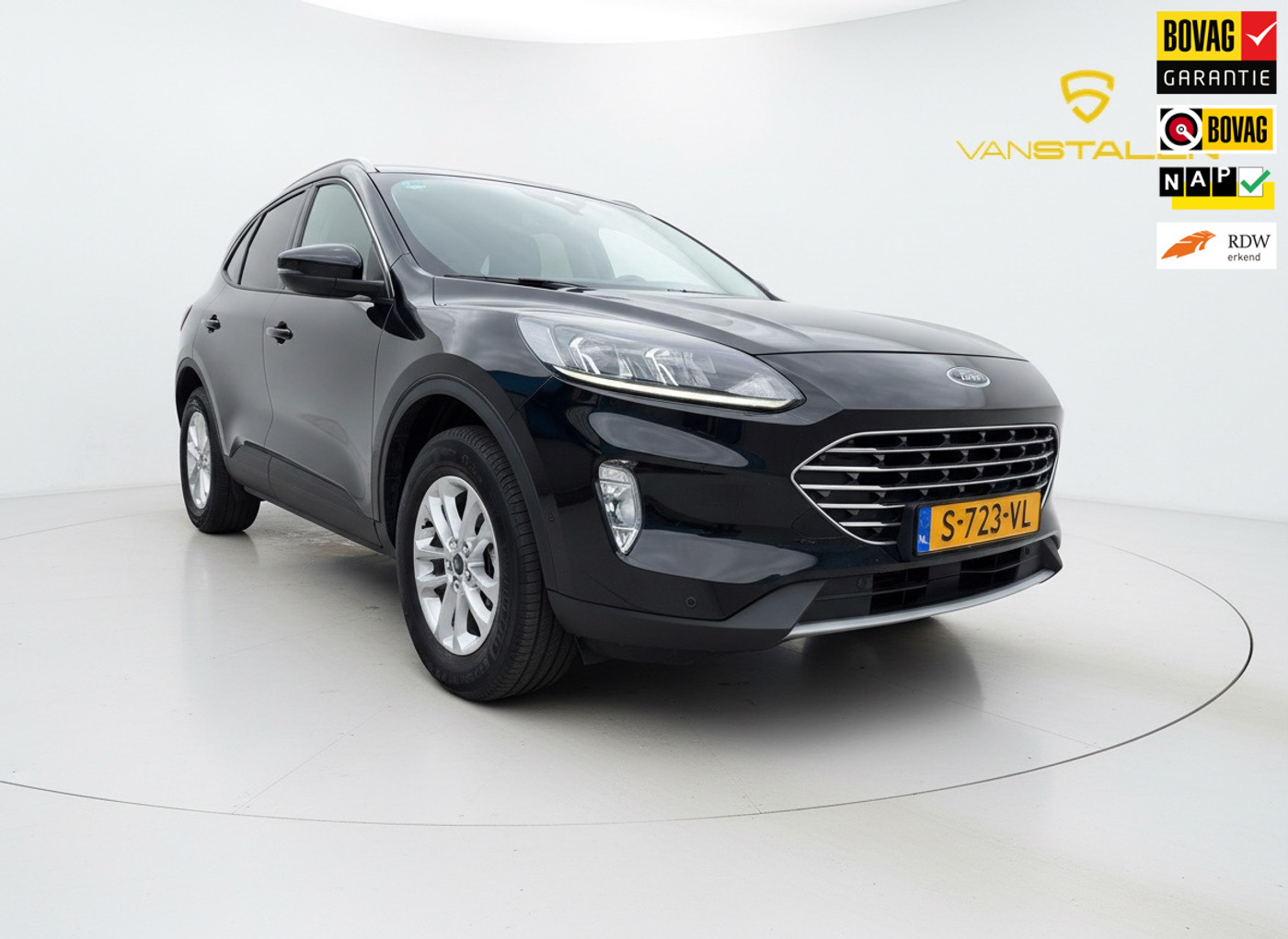 Ford Kuga 2.5 PHEV Titanium|Stoelverwarming V en A|Stuurverwarming|1ste eig.|Camera|Zeer netjes 2023 - voorkant