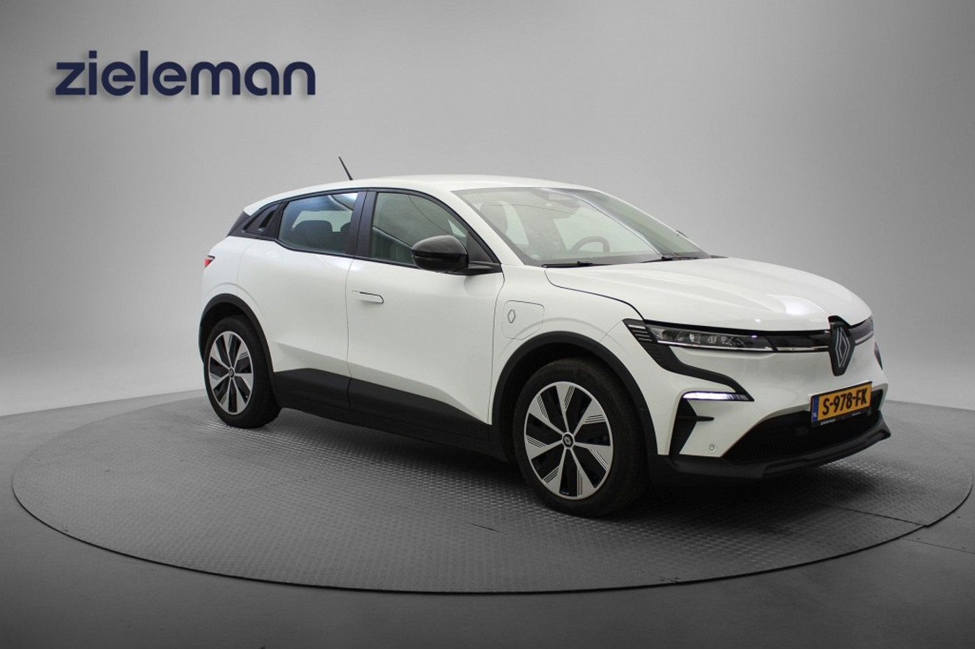 Renault Mégane E-tech EV60 Optimum Charge Evolution - WLTP 470 km, Digitaal Cockpit, Carplay, Camera 2022 - voorkant