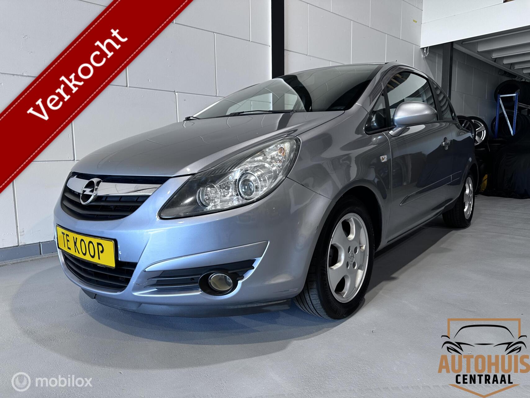 Opel Corsa 1.4-16V Business*Airco*NwAPK*Elekramen 2008 - voorkant