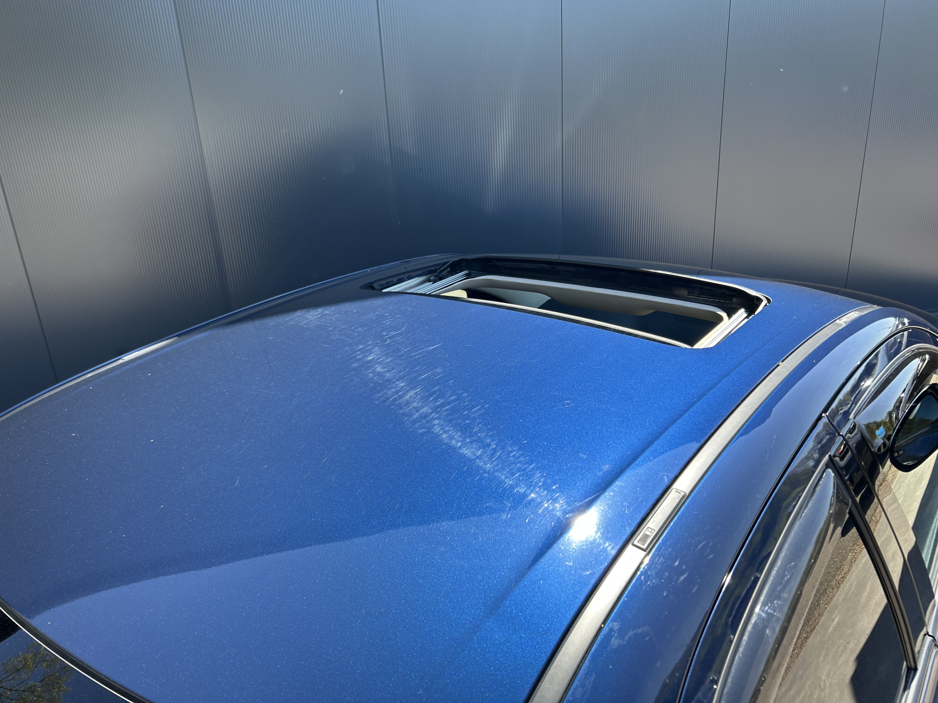 Foto van Suzuki Kizashi