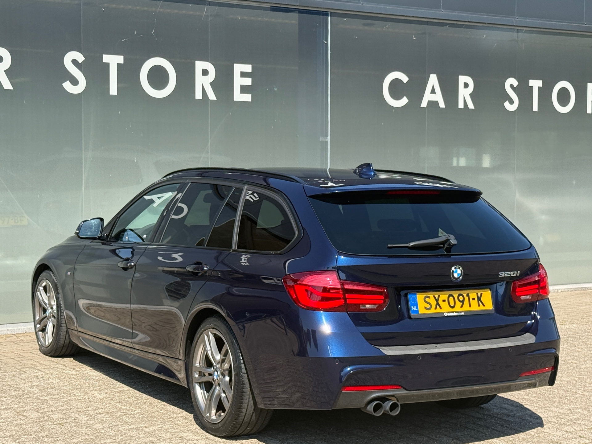 Foto van BMW 320i
