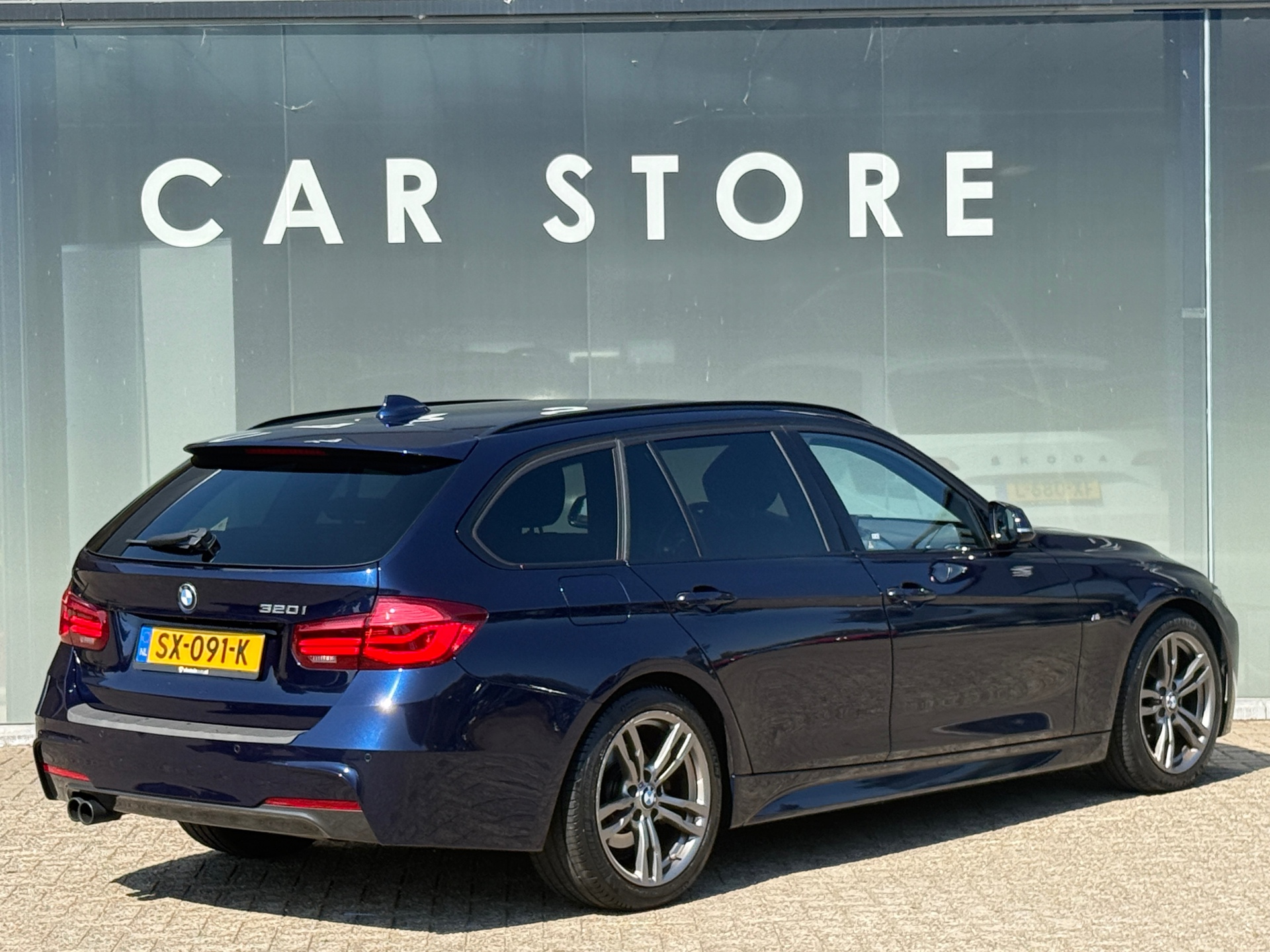 Foto van BMW 320i