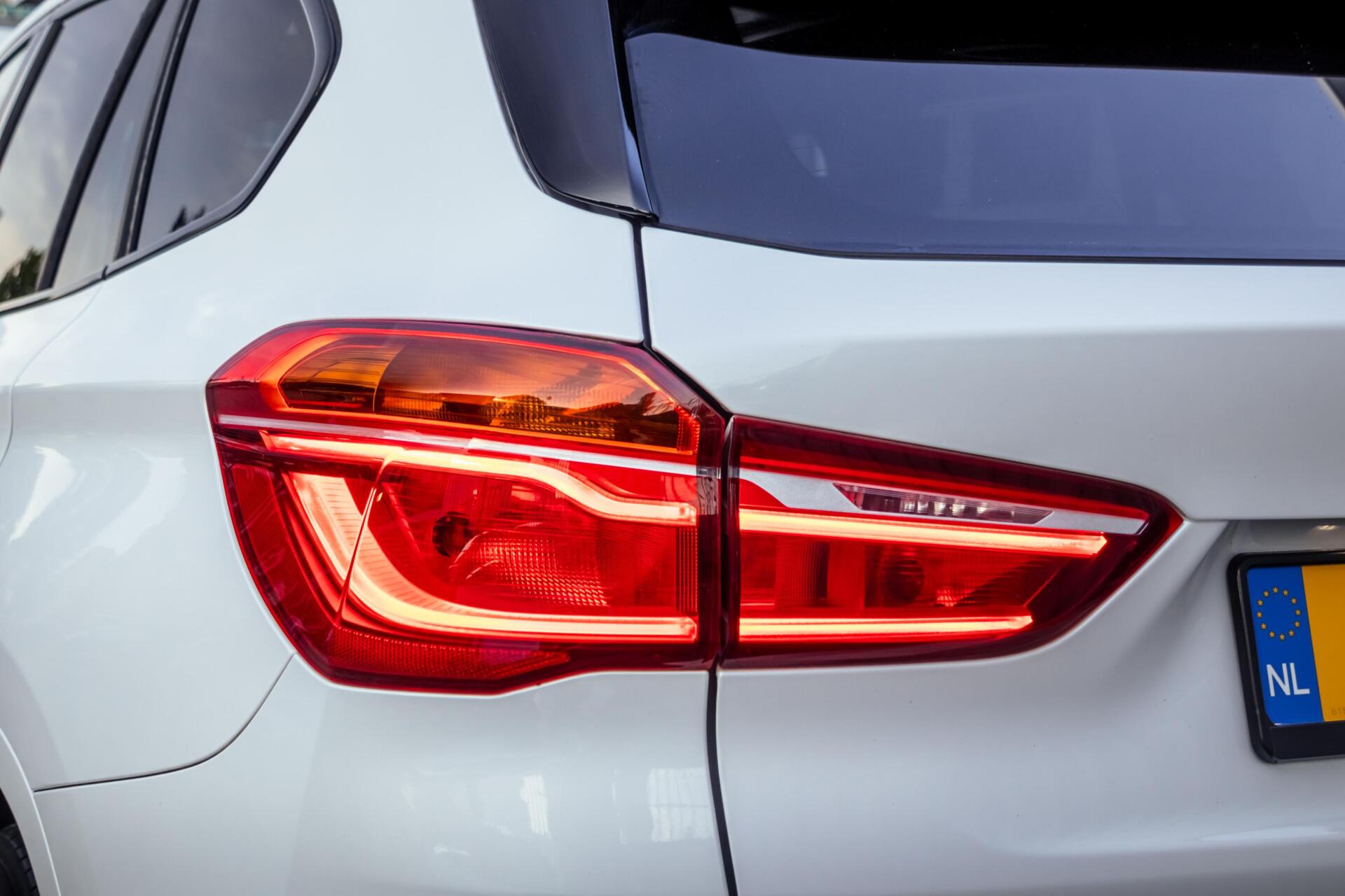Foto van BMW X1 Xdrive20i