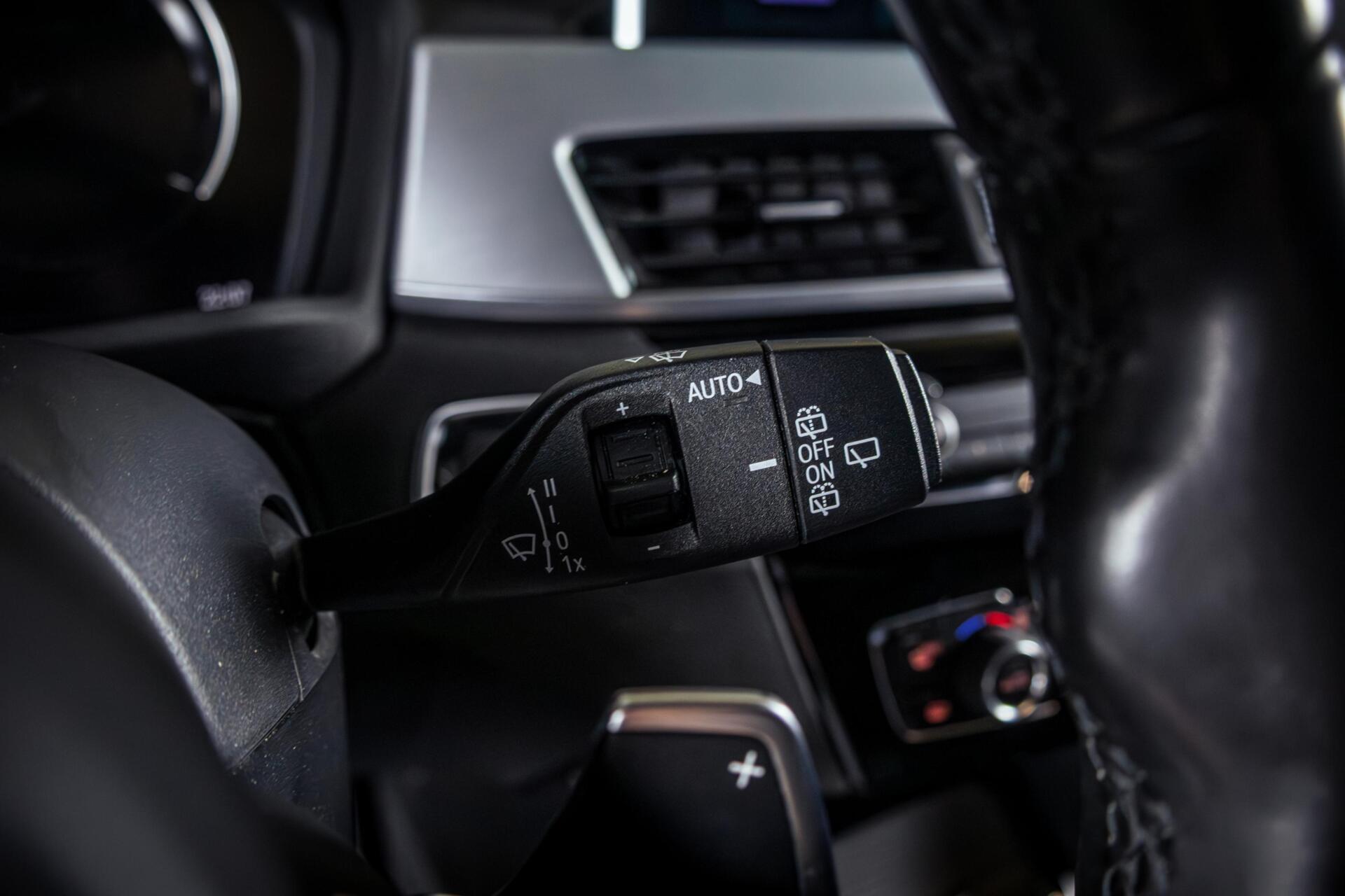 Foto van BMW X1 Xdrive20i