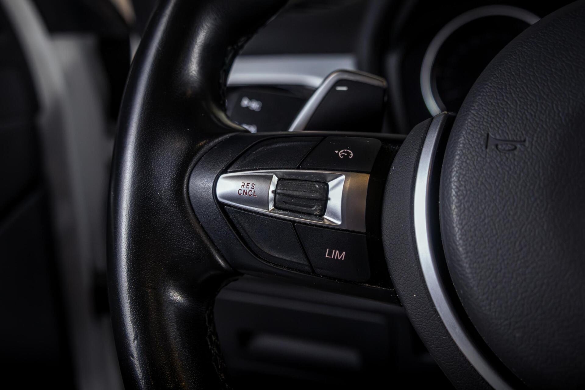 Foto van BMW X1 Xdrive20i