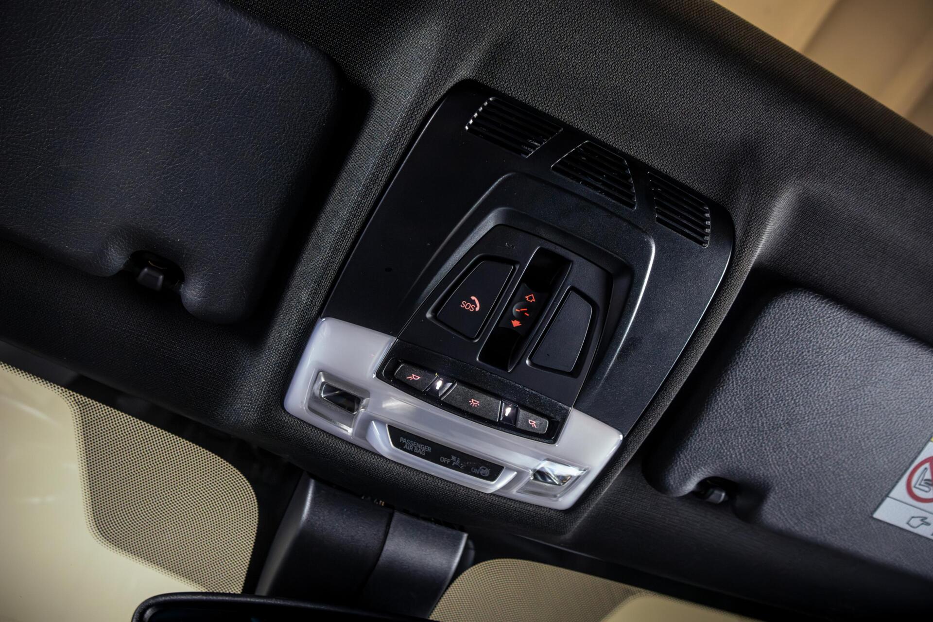 Foto van BMW X1 Xdrive20i