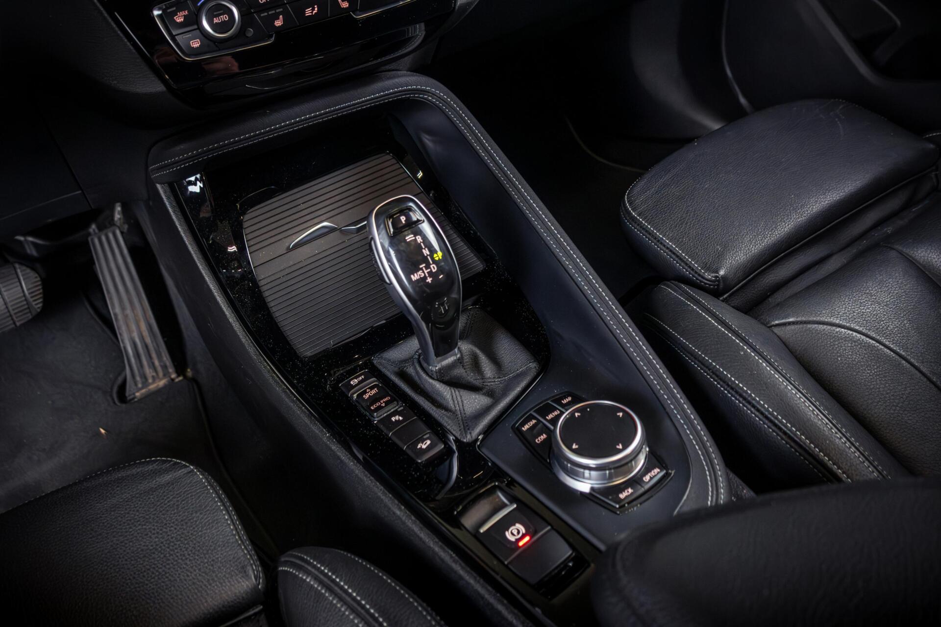 Foto van BMW X1 Xdrive20i