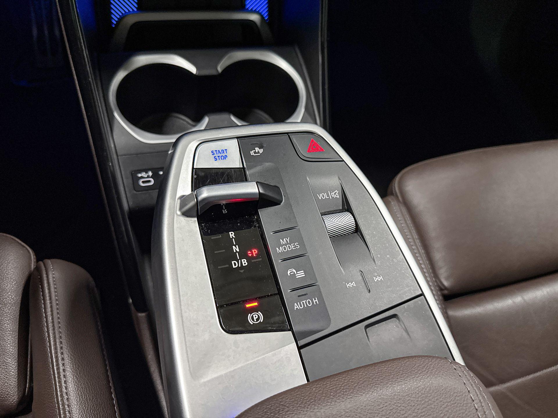 Foto van BMW Ix1 Xdrive30