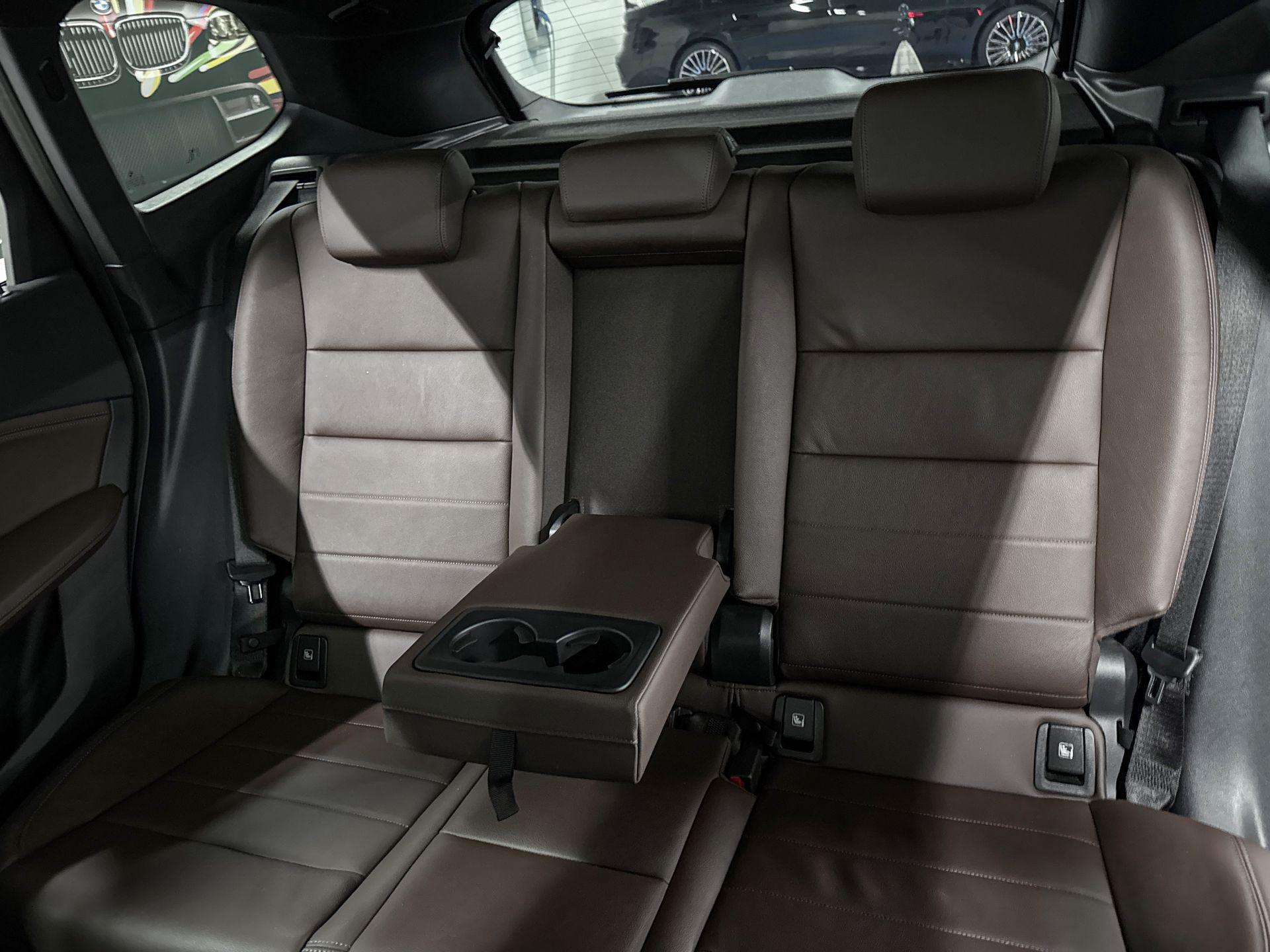 Foto van BMW Ix1 Xdrive30