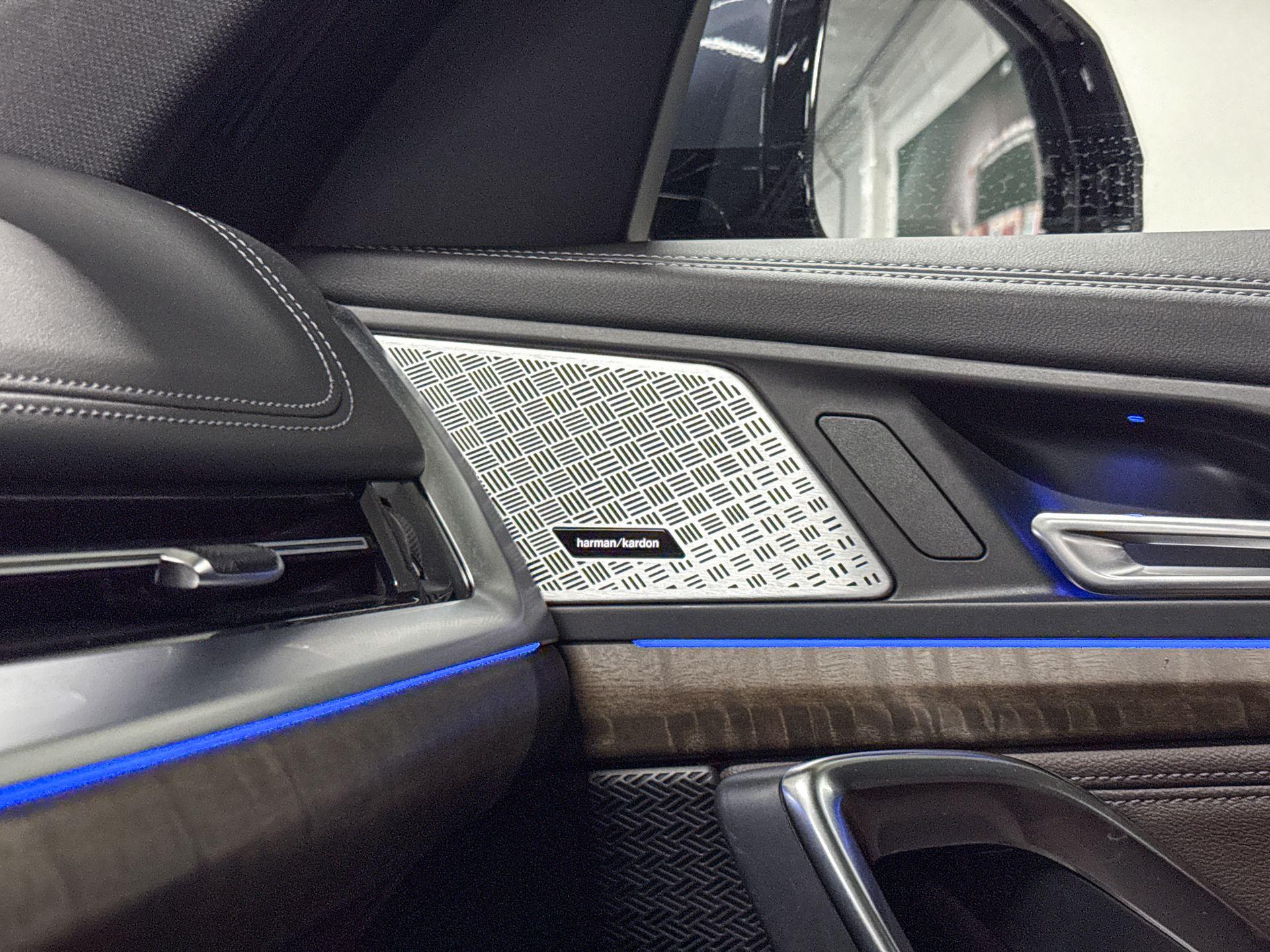 Foto van BMW Ix1 Xdrive30