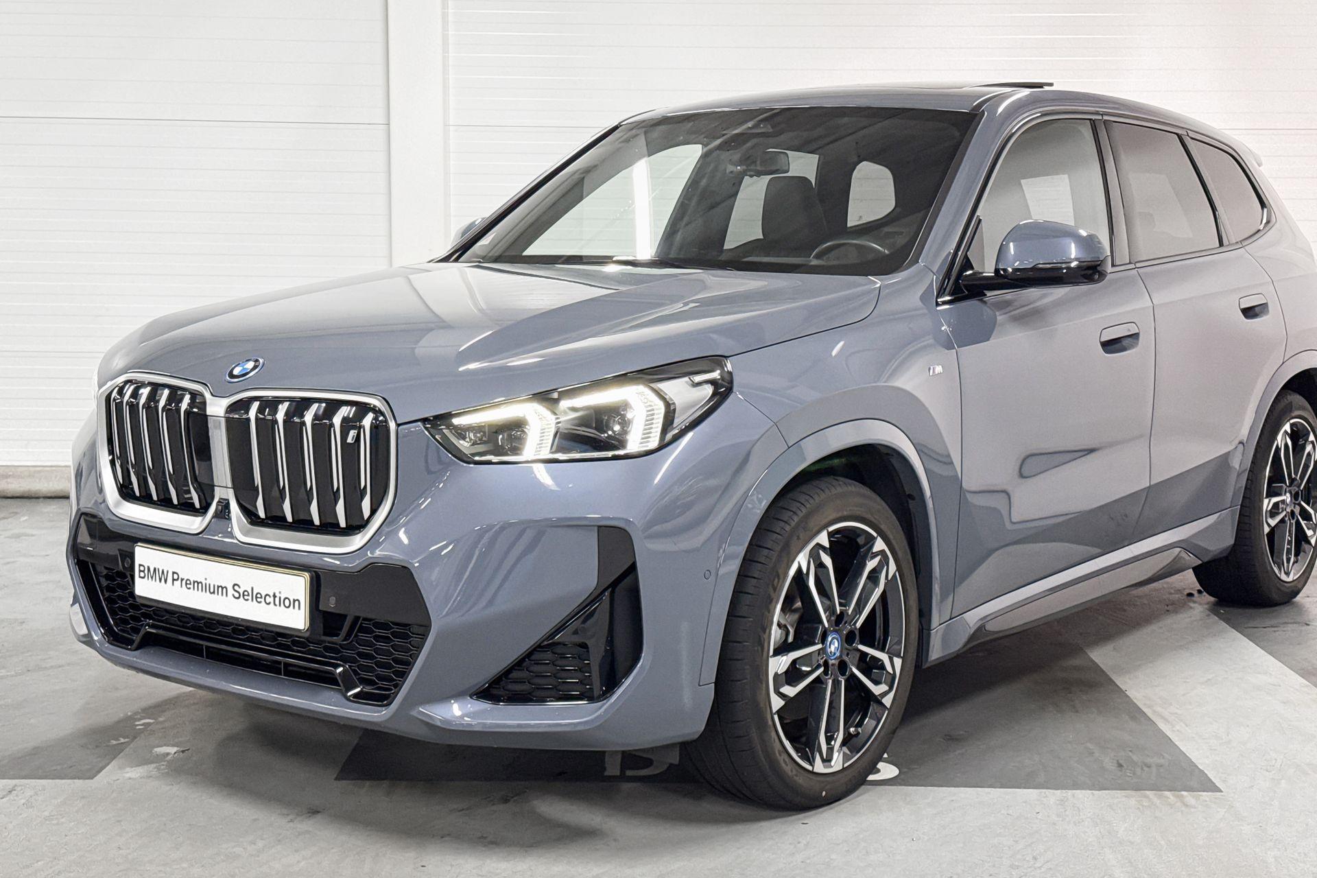 Foto van BMW Ix1 Xdrive30