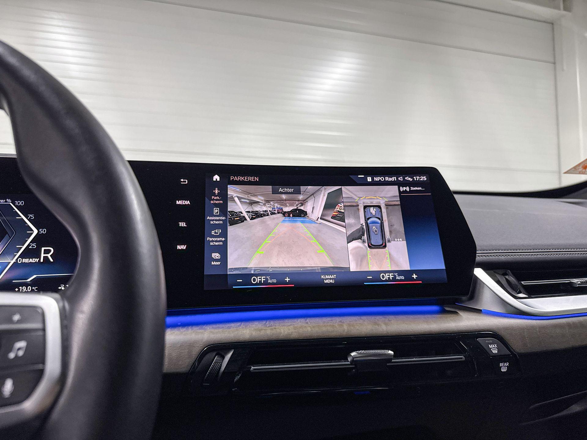 Foto van BMW Ix1 Xdrive30