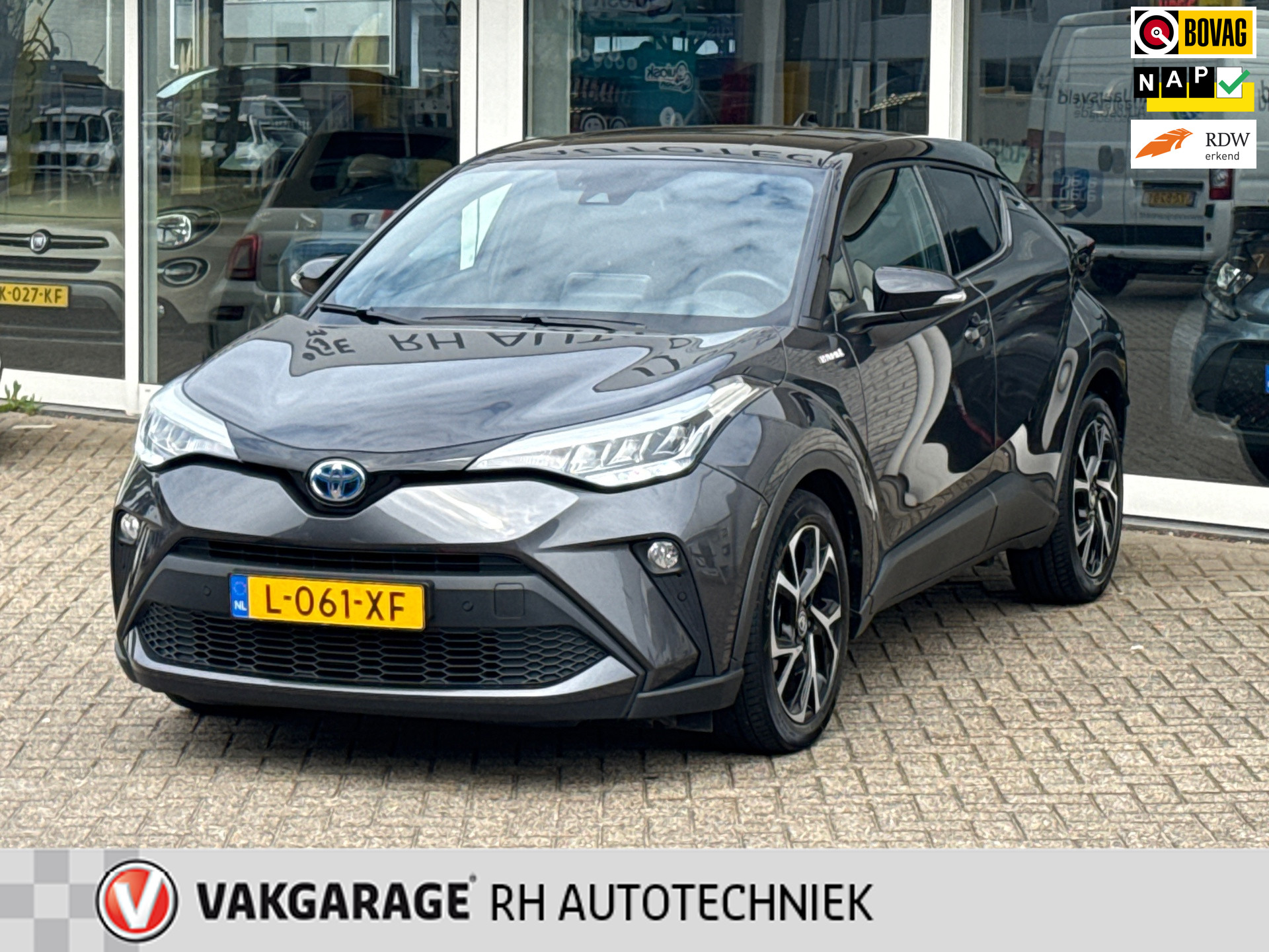 Toyota Toyota C-hr 1.8 Hybrid Style orgn NL, 1e eigenaar, NAP 2021 - voorkant