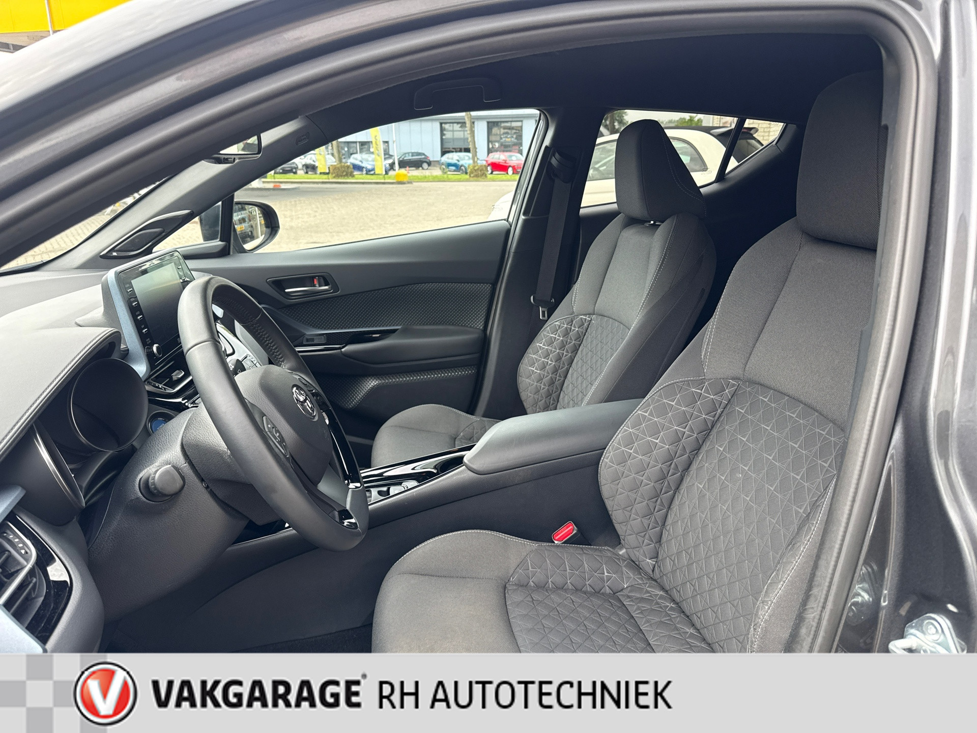 Foto van Toyota Toyota C-hr