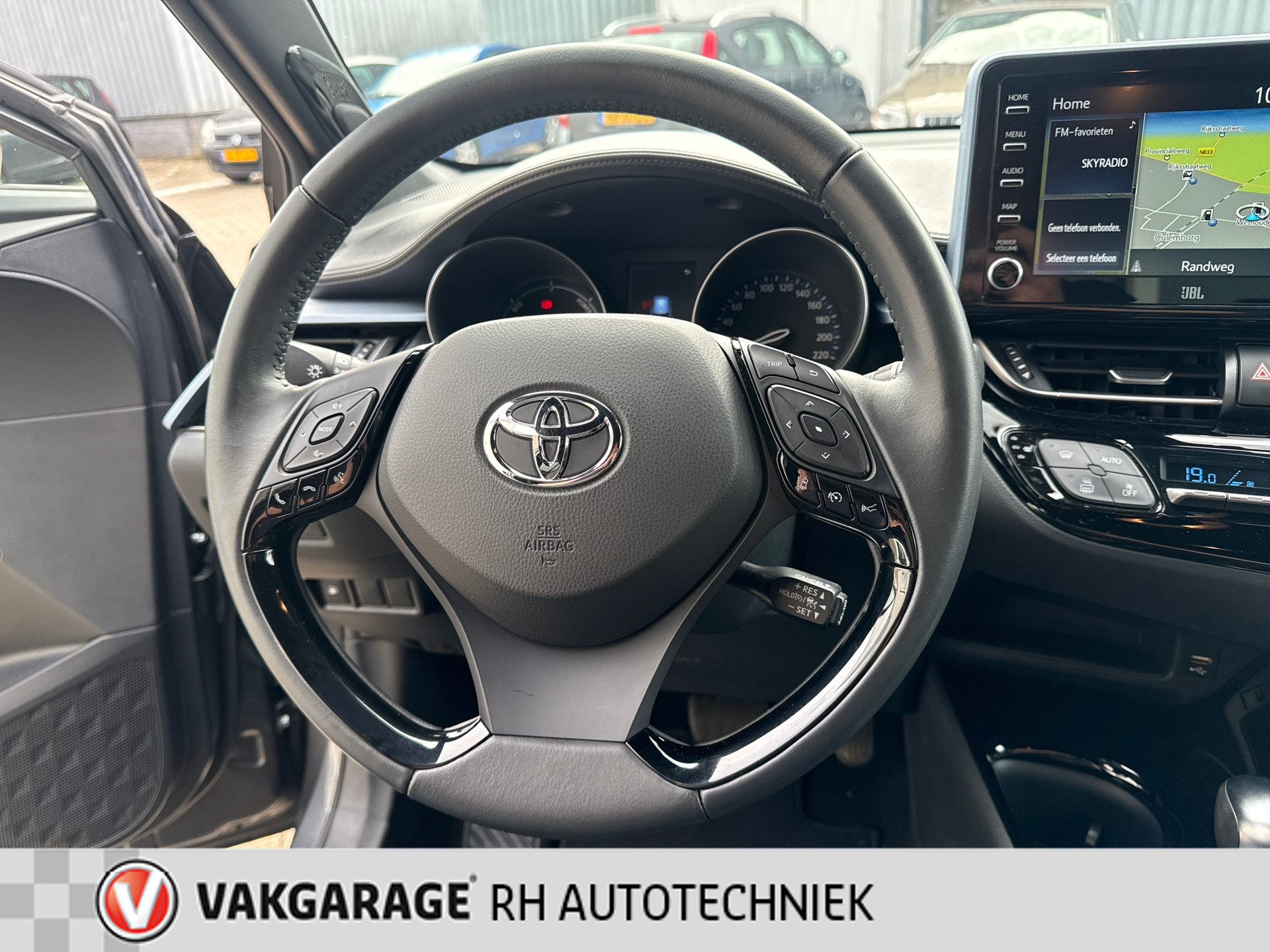 Foto van Toyota Toyota C-hr