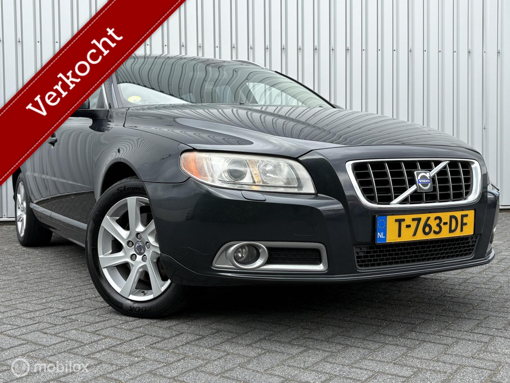Volvo V70 2.5T Summum | Aut | leder | Youngtimer | 2008 | Trekhaak | Xenon | Volledige historie | 2008 - voorkant
