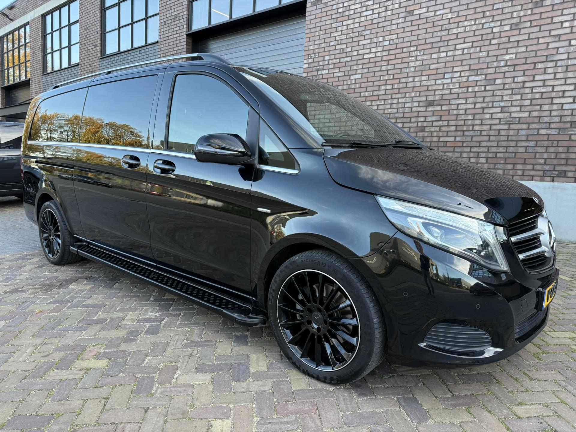 Foto van Mercedes-Benz V-klasse