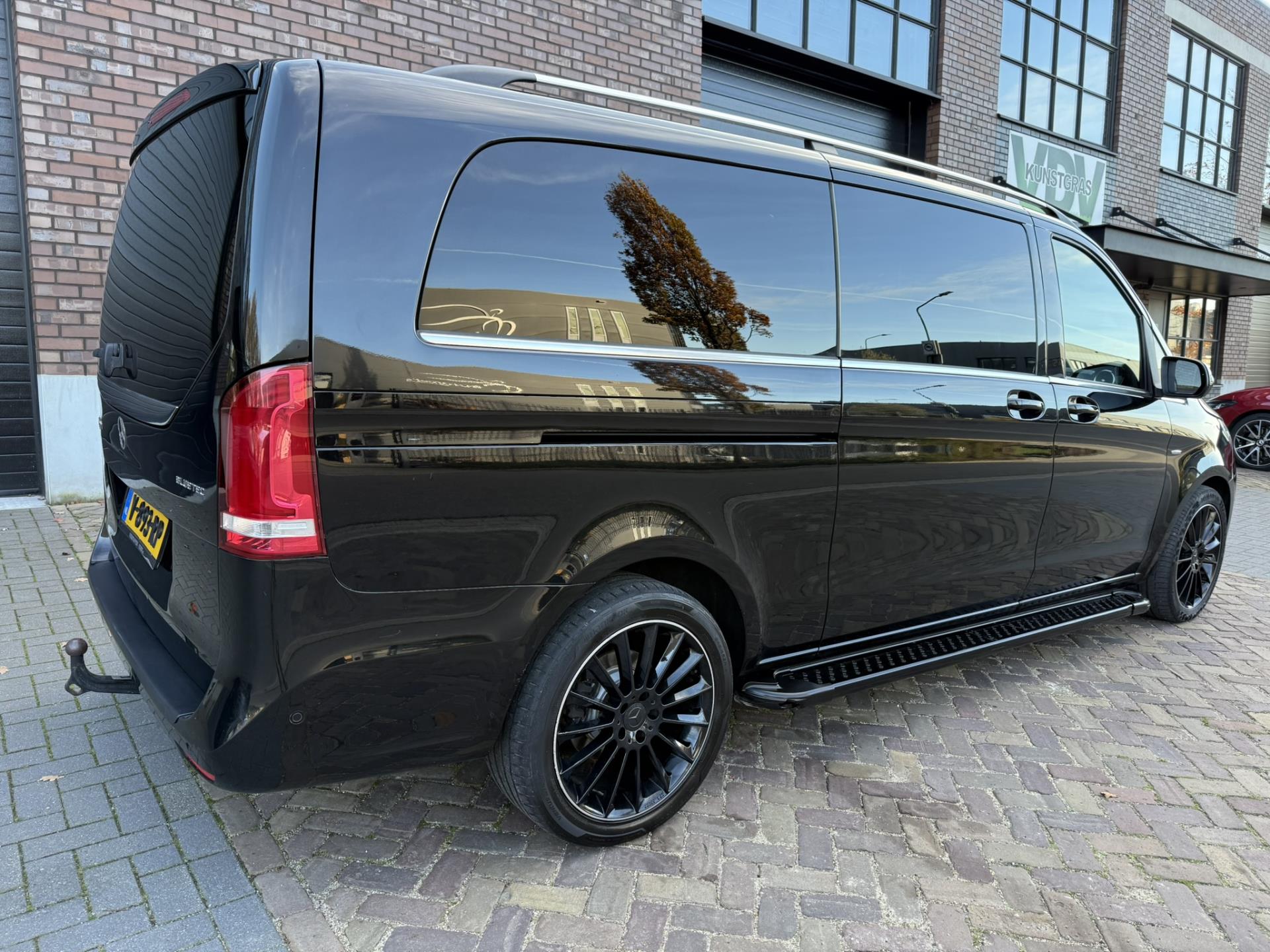 Foto van Mercedes-Benz V-klasse