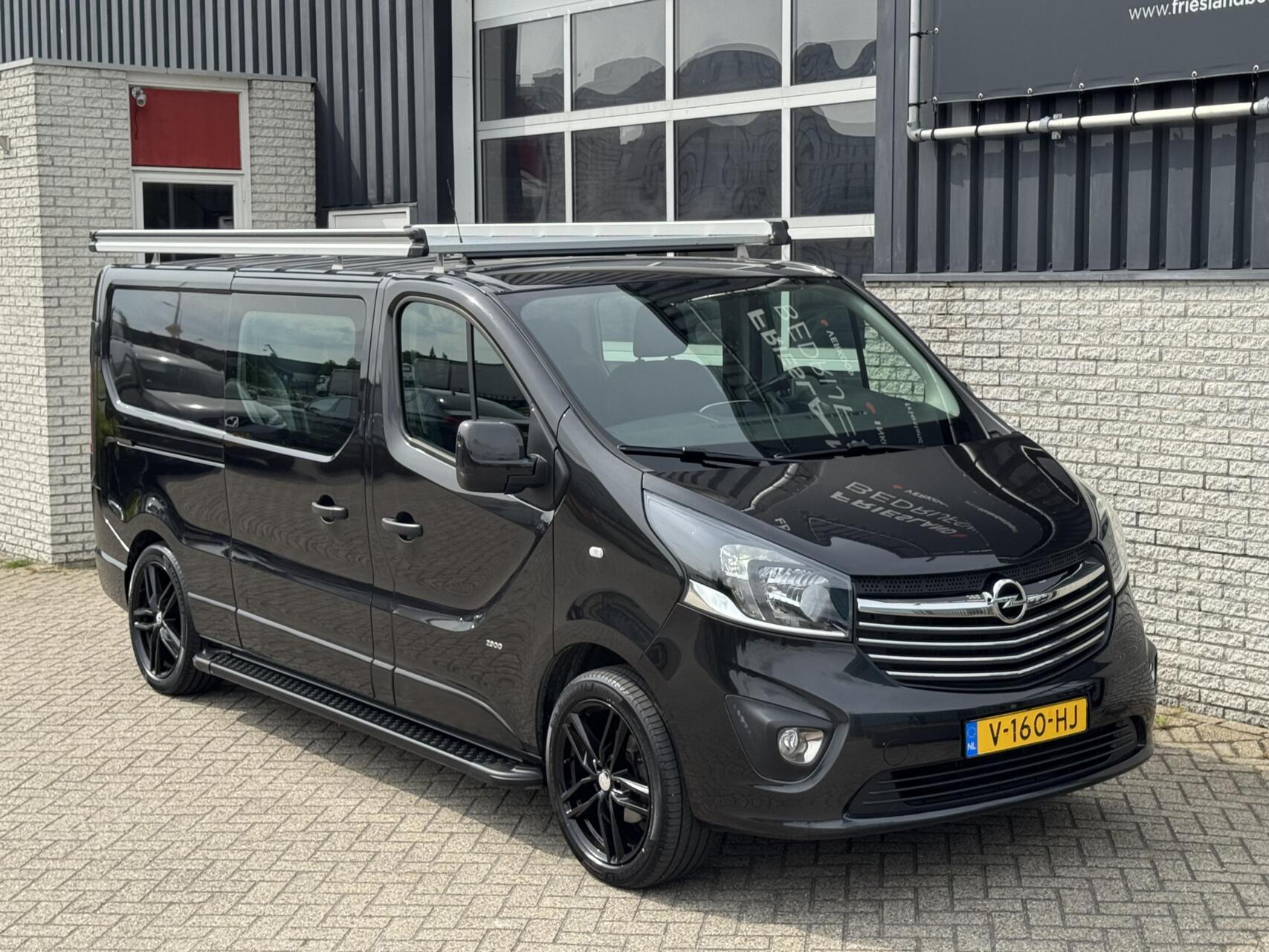 Foto van Opel Vivaro-b