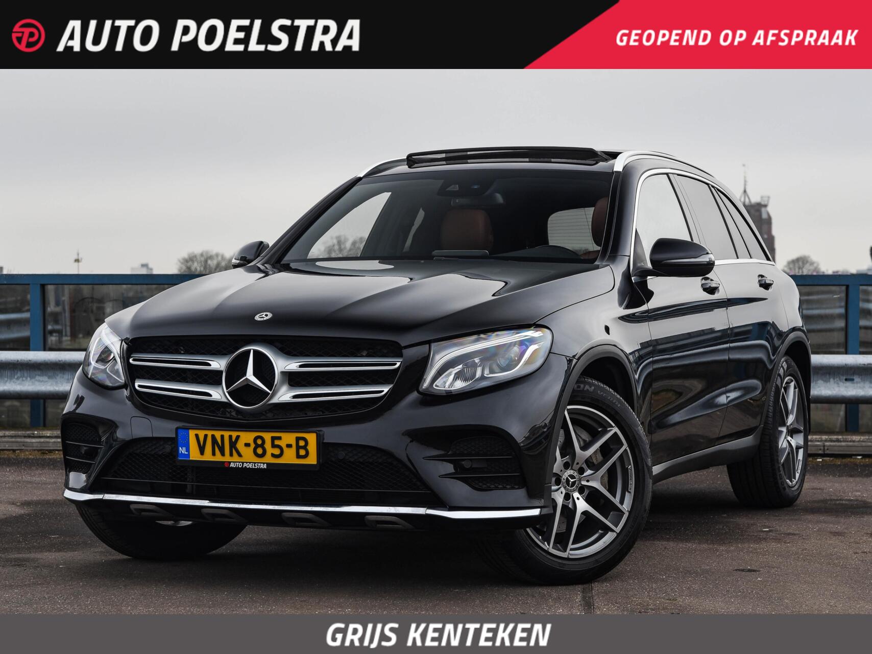 Mercedes-Benz GLC 350 D 4Matic 350 d 4MATIC AMG | Grijs Kenteken | Panoramadak | Leder | Trekhaak | Camera | LED | Navigatie | Dodehoek Detectie | 19" | excl. BTW 2017 - voorkant