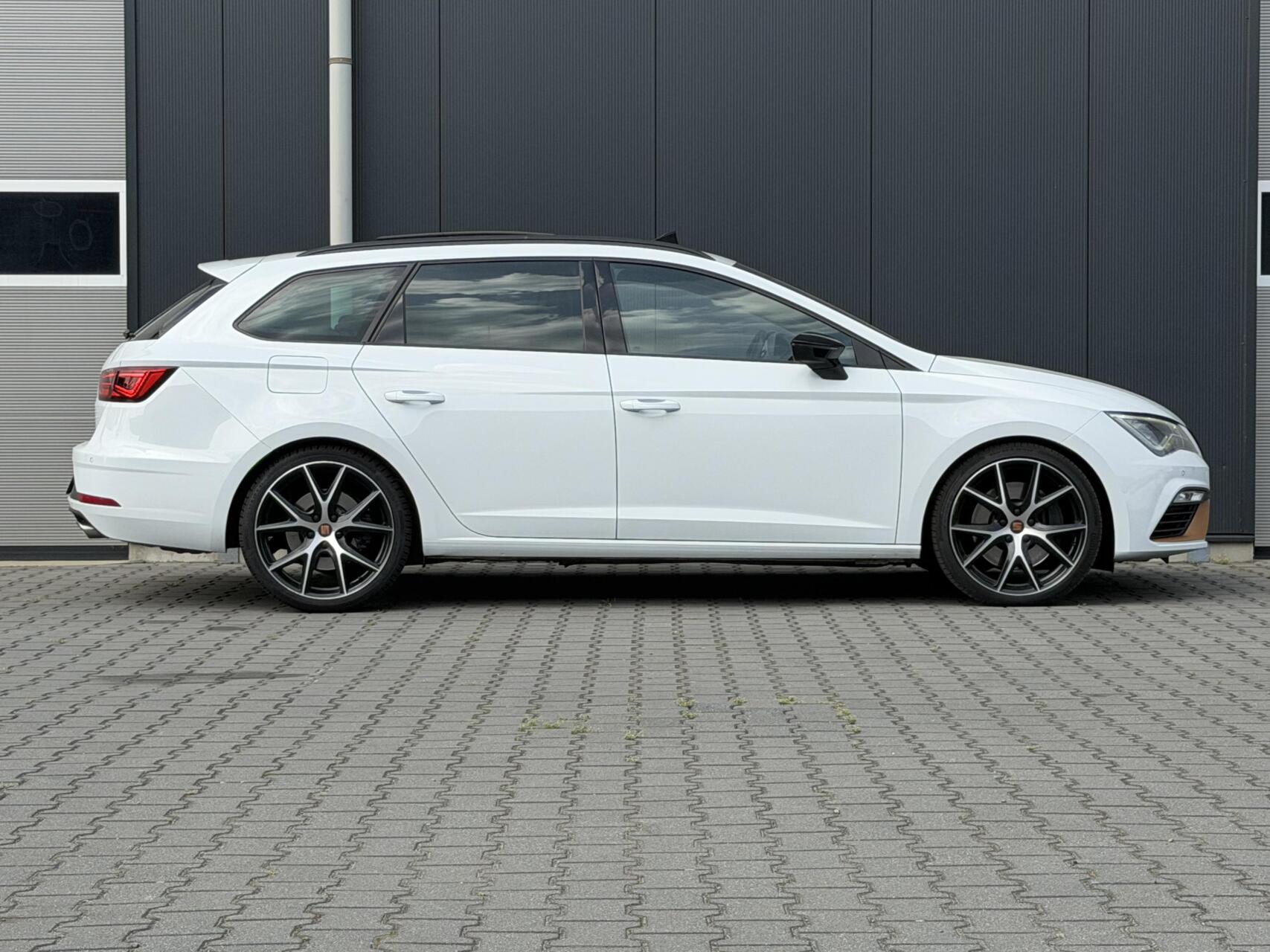 Foto van Seat Leon ST