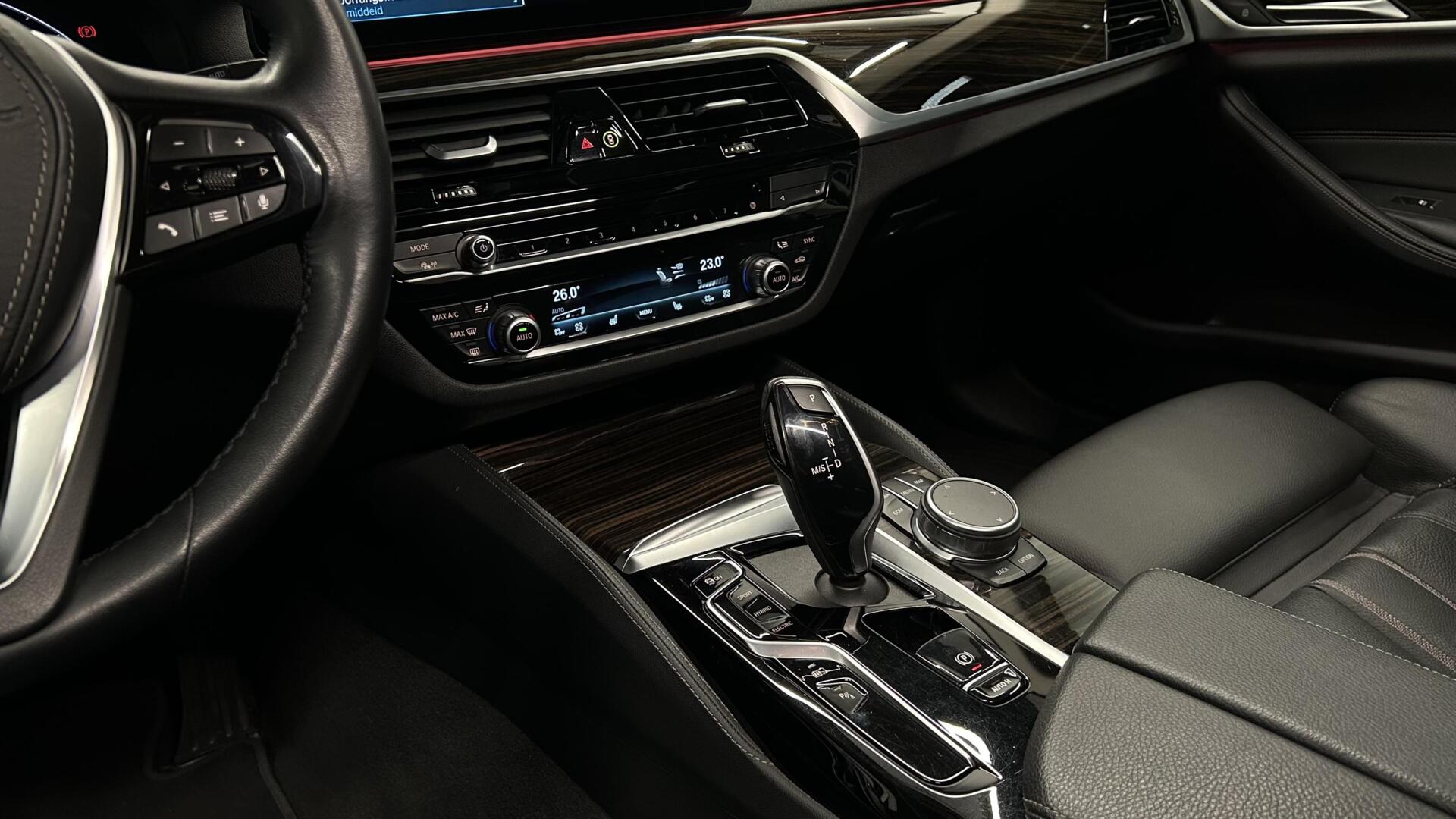 Foto van BMW 530e