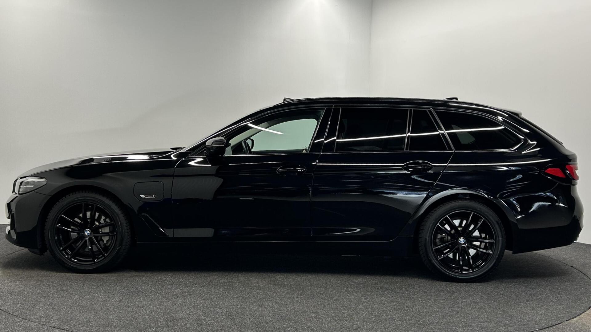 Foto van BMW 530e