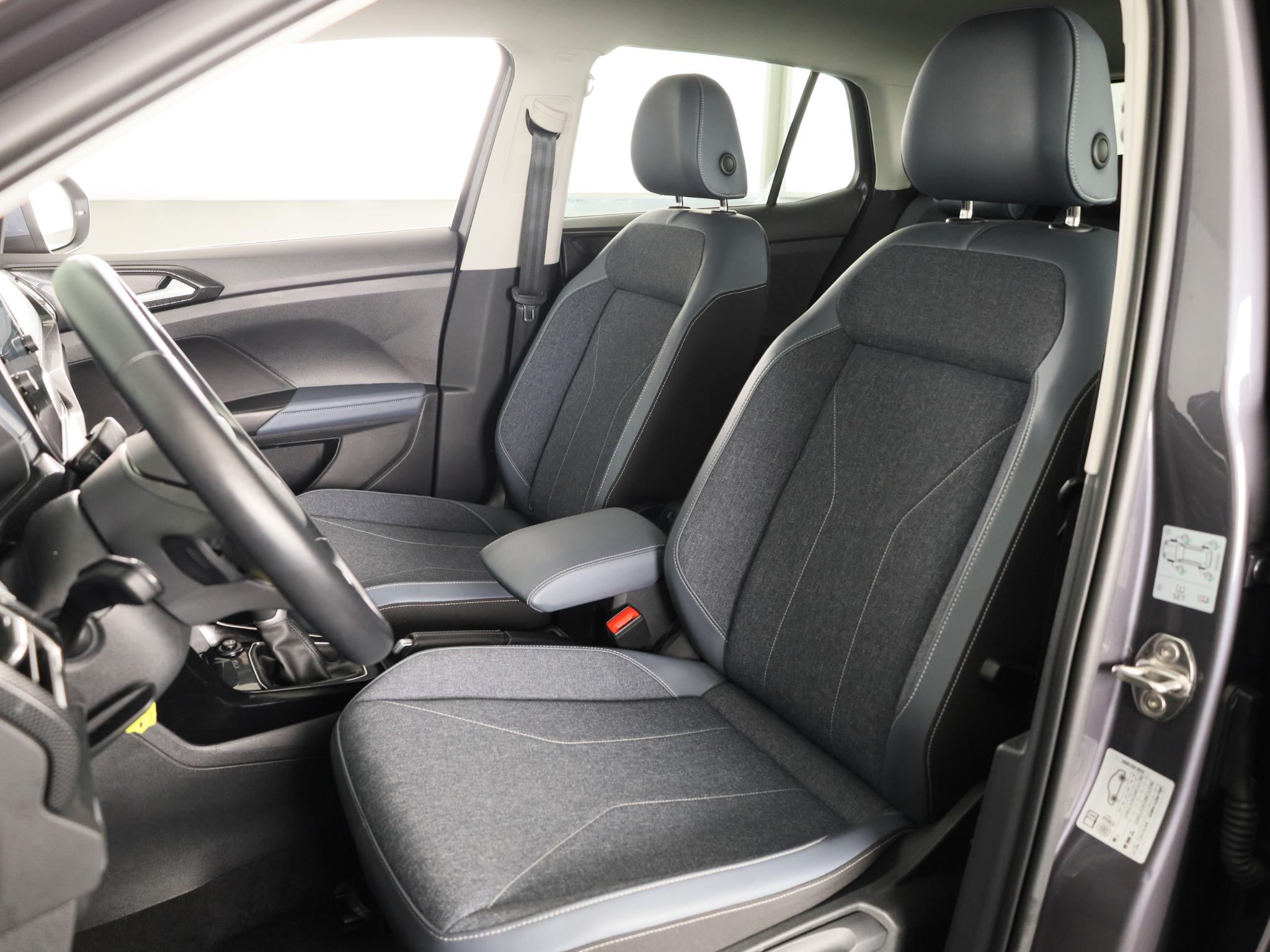 Foto van Volkswagen T-cross