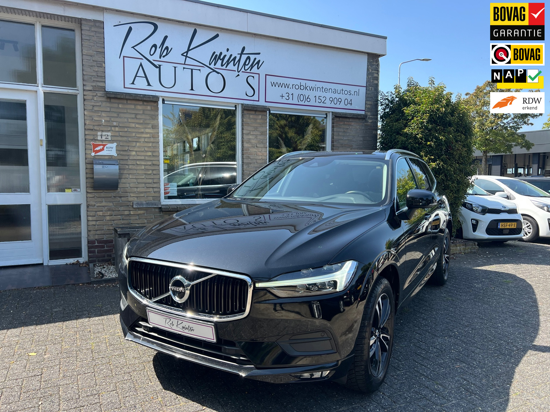 Volvo Xc60 2.0 B4 Momentum Advantage MHEV Automaat 2021 - voorkant