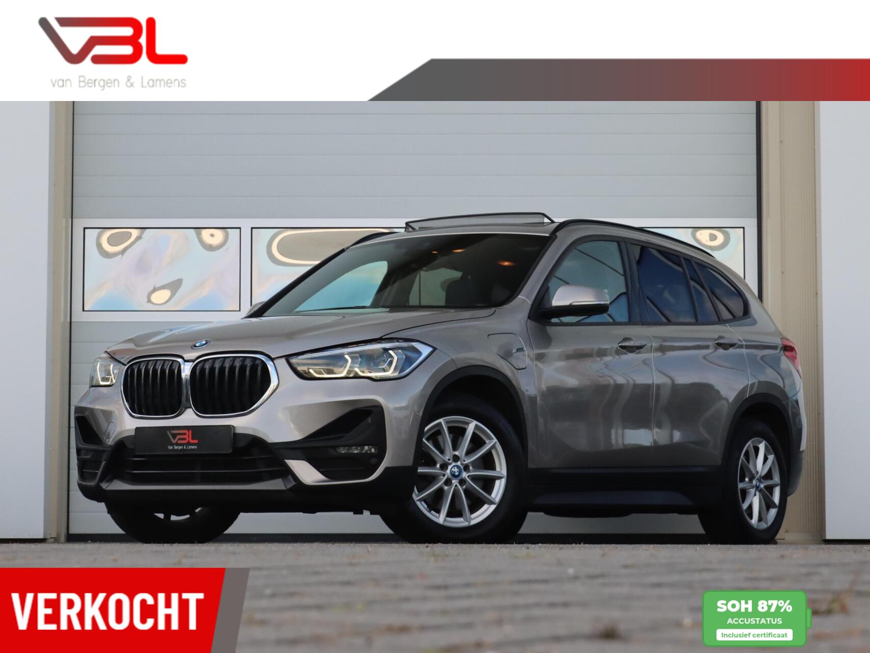BMW X1 Xdrive25e xDrive25e 220PK High Executive | Panoramadak 2022 - voorkant