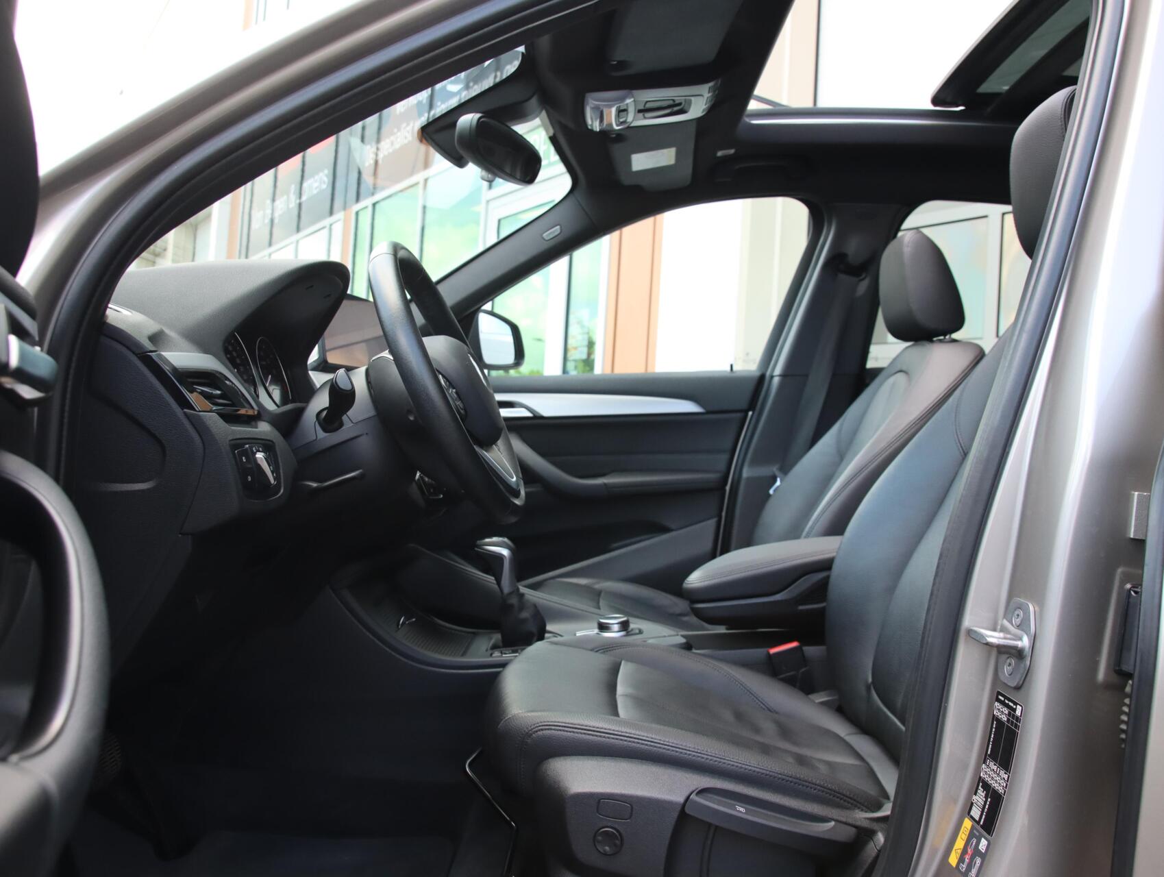 Foto van BMW X1 Xdrive25e