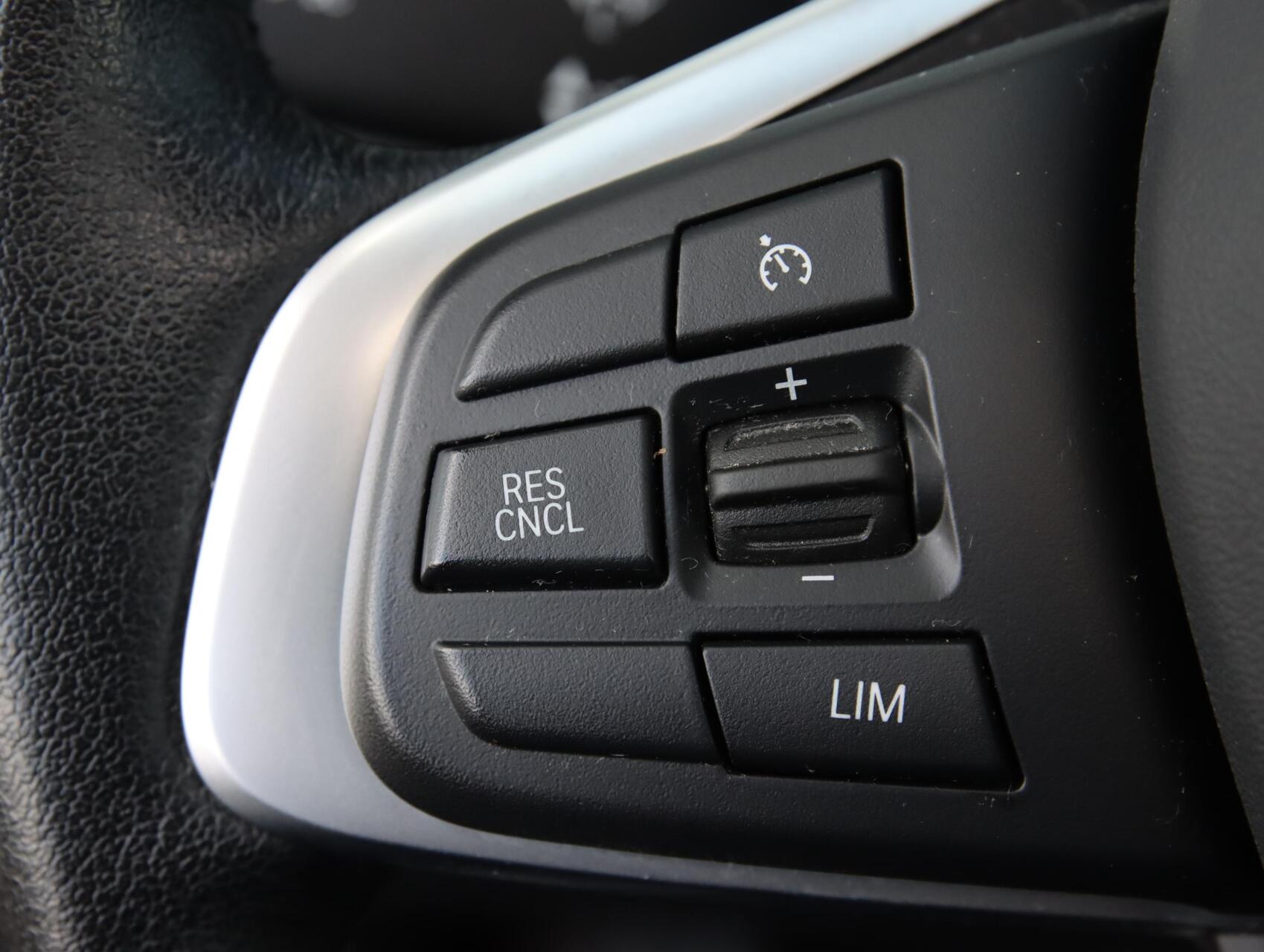 Foto van BMW X1 Xdrive25e