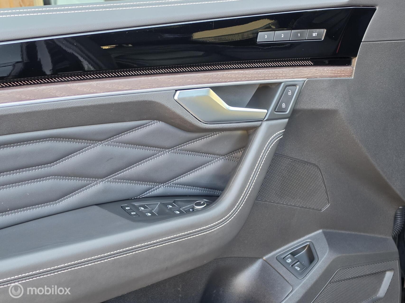 Foto van Volkswagen Touareg Ehybrid