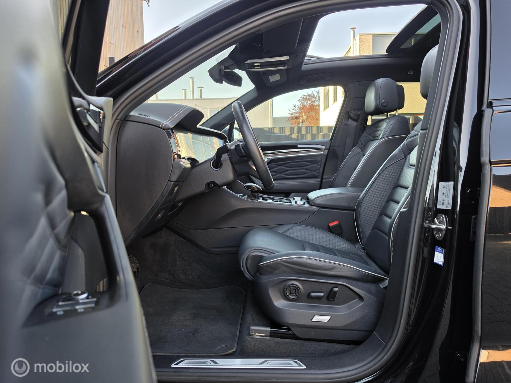 Foto van Volkswagen Touareg Ehybrid